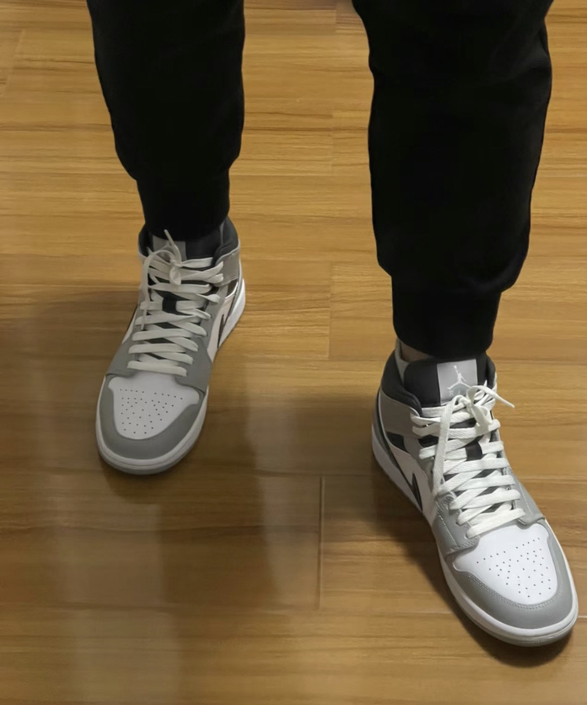 custom review-JORDAN 1 Mid Light Smoke Grey Anthracite