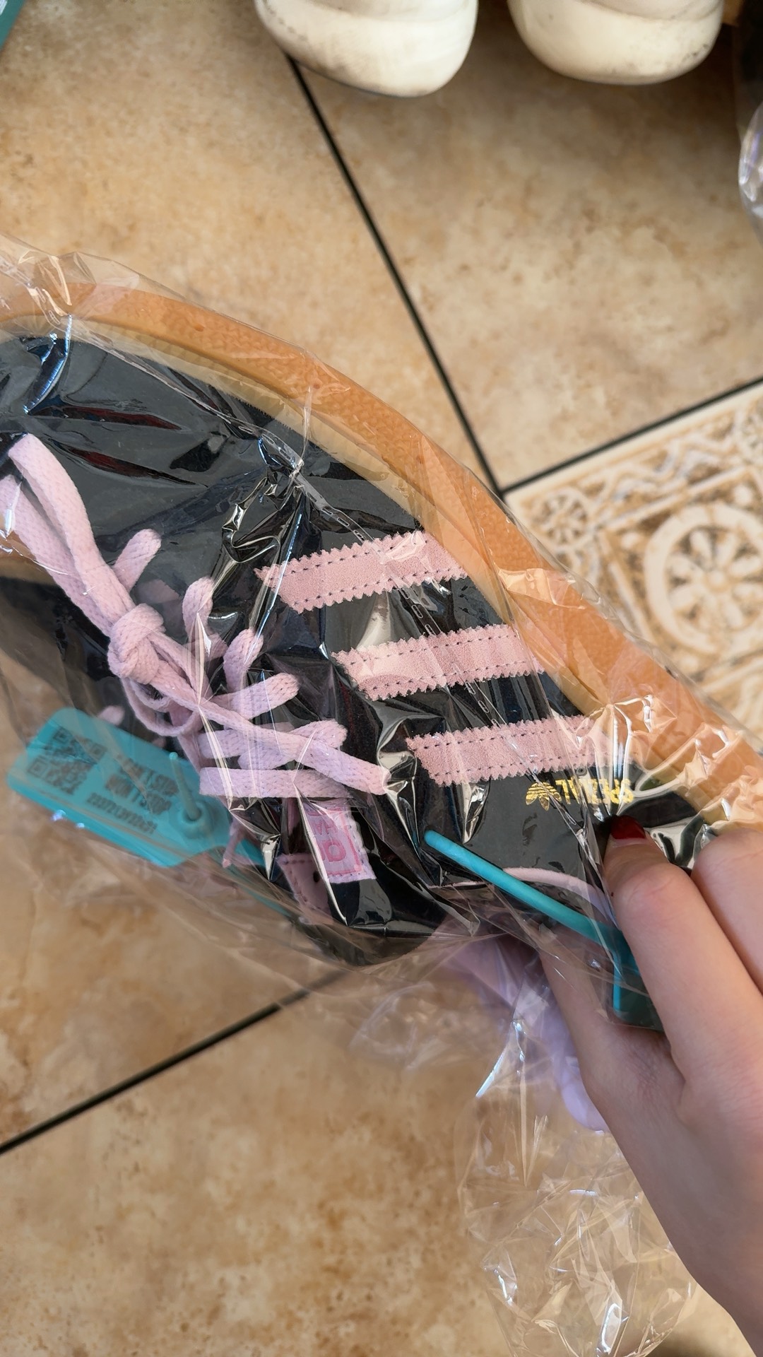 custom review-Adidas Handball Spezial 'Black/Pink' Sneakers Women's