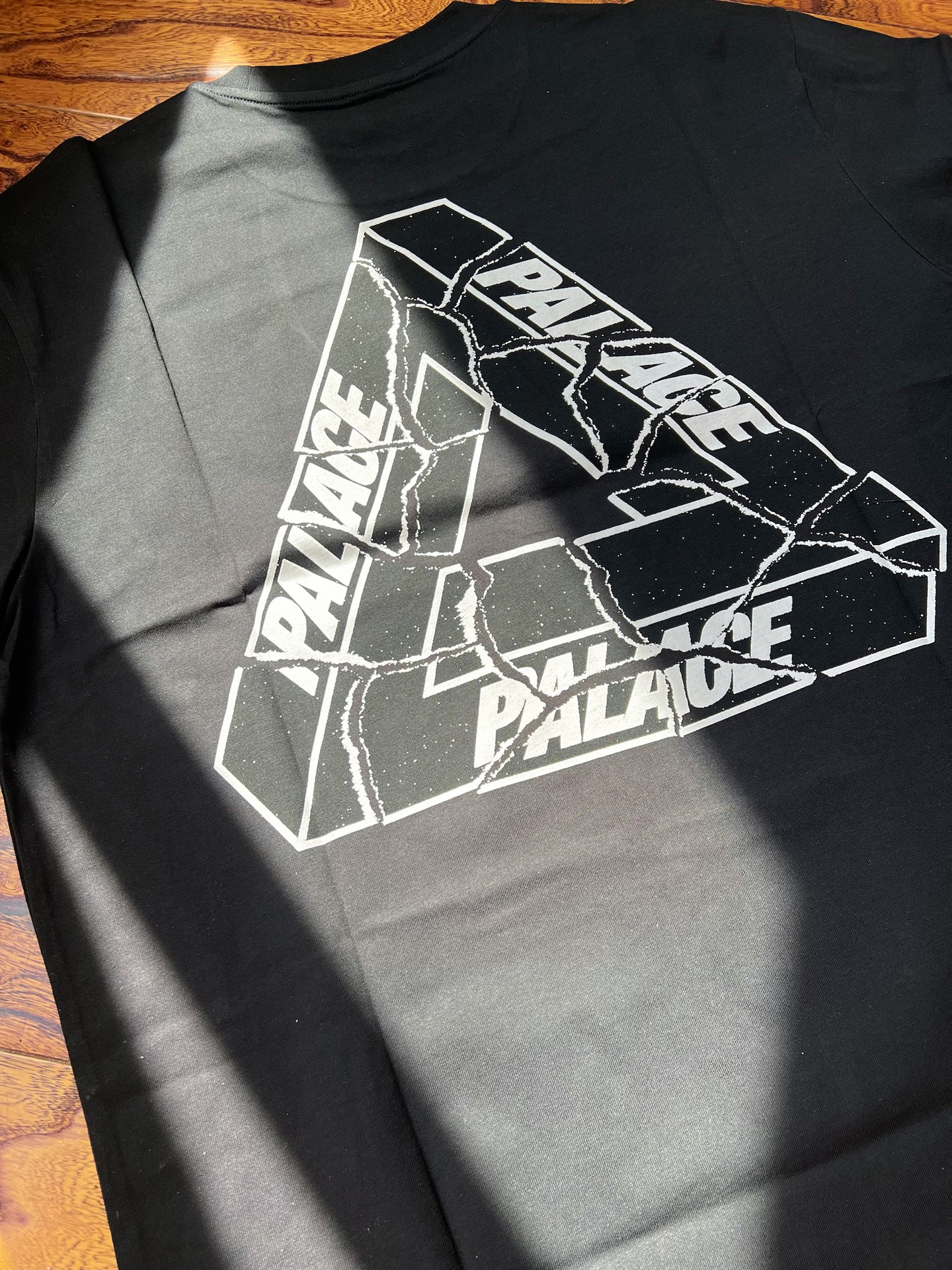 palace23fw破碎三角