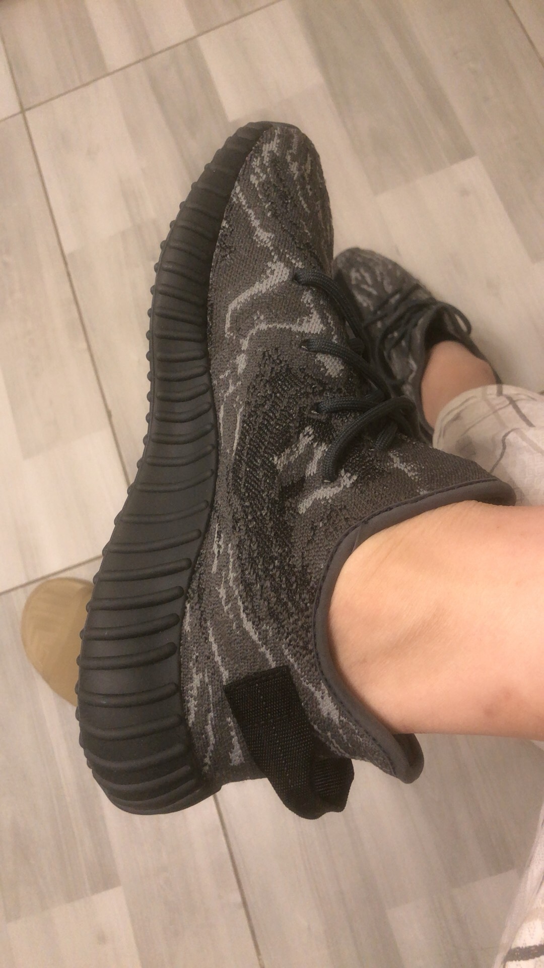 custom review-Adidas Yeezy Boost 350 V2 Mx Dark Salt