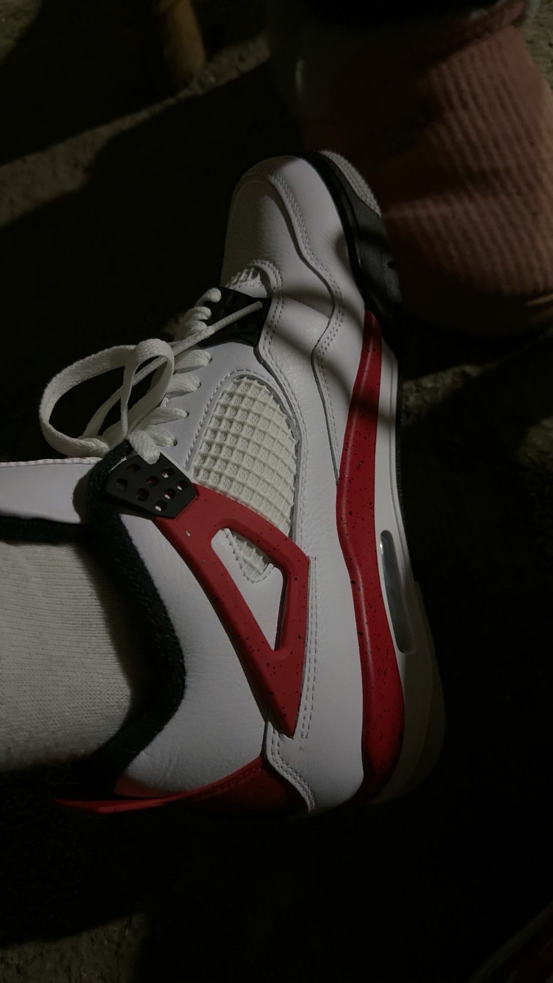 custom review-JORDAN 4 Retro Red Cement