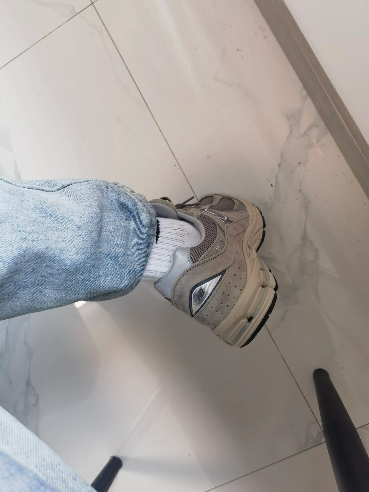 custom review-New Balance 2002R Marblehead Light Aluminum