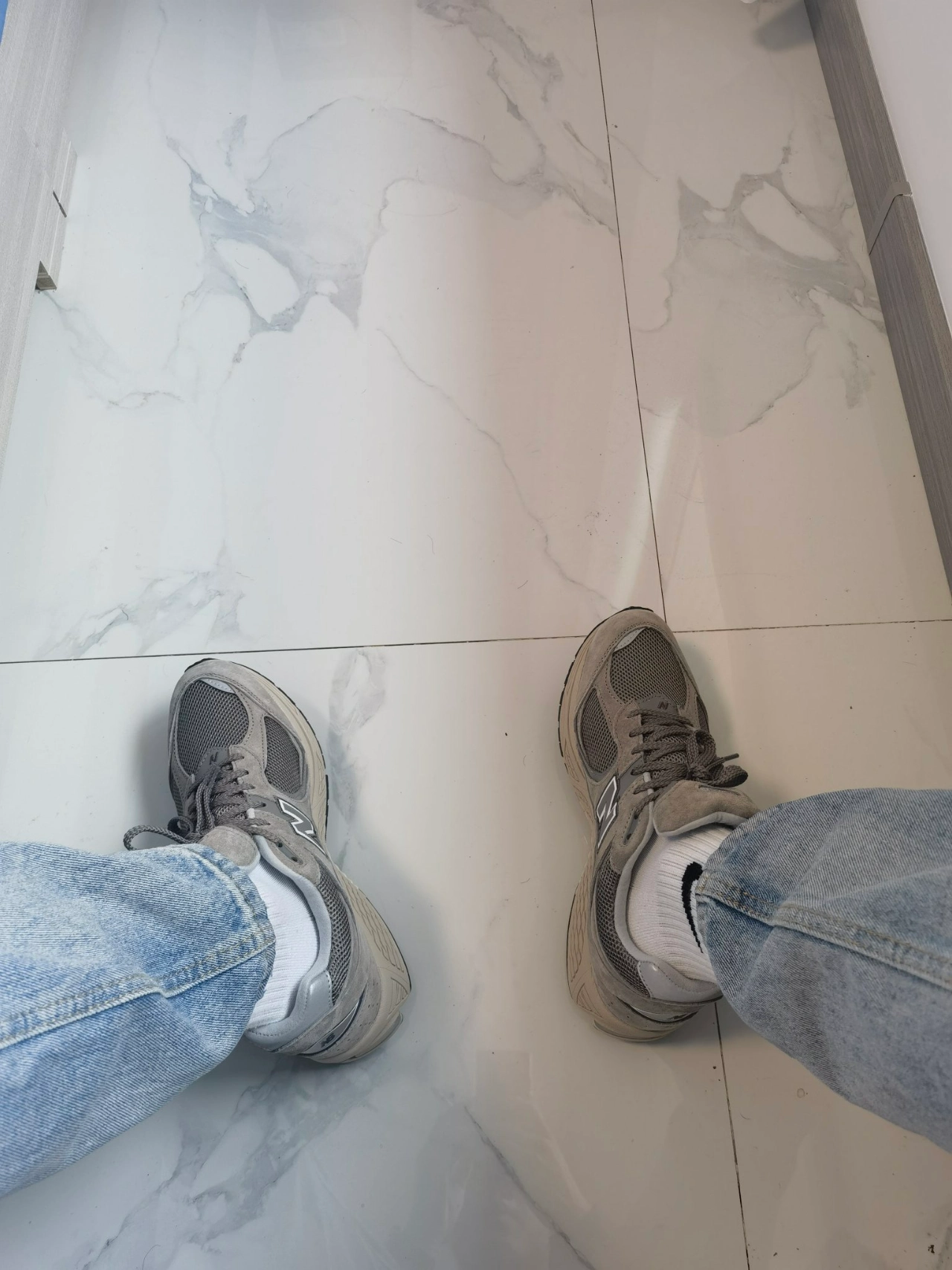 custom review-New Balance 2002R Marblehead Light Aluminum