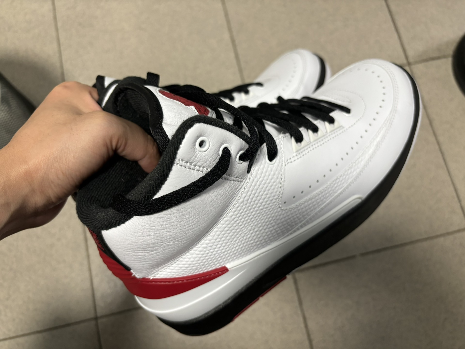 custom review-Jordan Air Jordan 2 OG 'Чикаго' Высокие Топы Винтажные Баскетбольные Кроссовки Мужские Белые и Красные 2022 Ретро