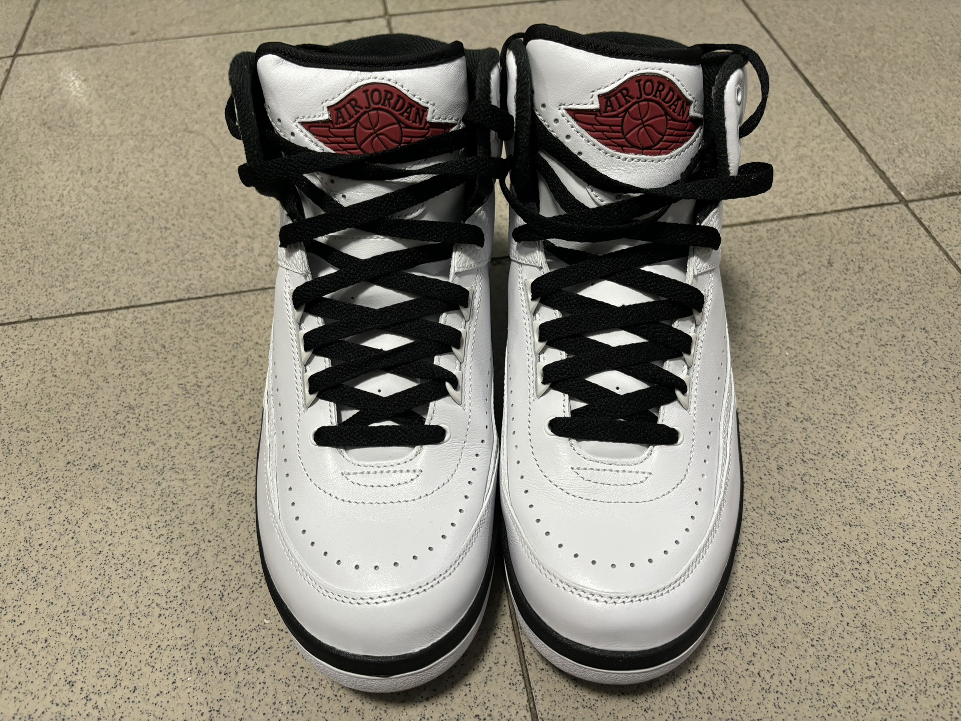 custom review-Jordan Air Jordan 2 OG 'Чикаго' Высокие Топы Винтажные Баскетбольные Кроссовки Мужские Белые и Красные 2022 Ретро