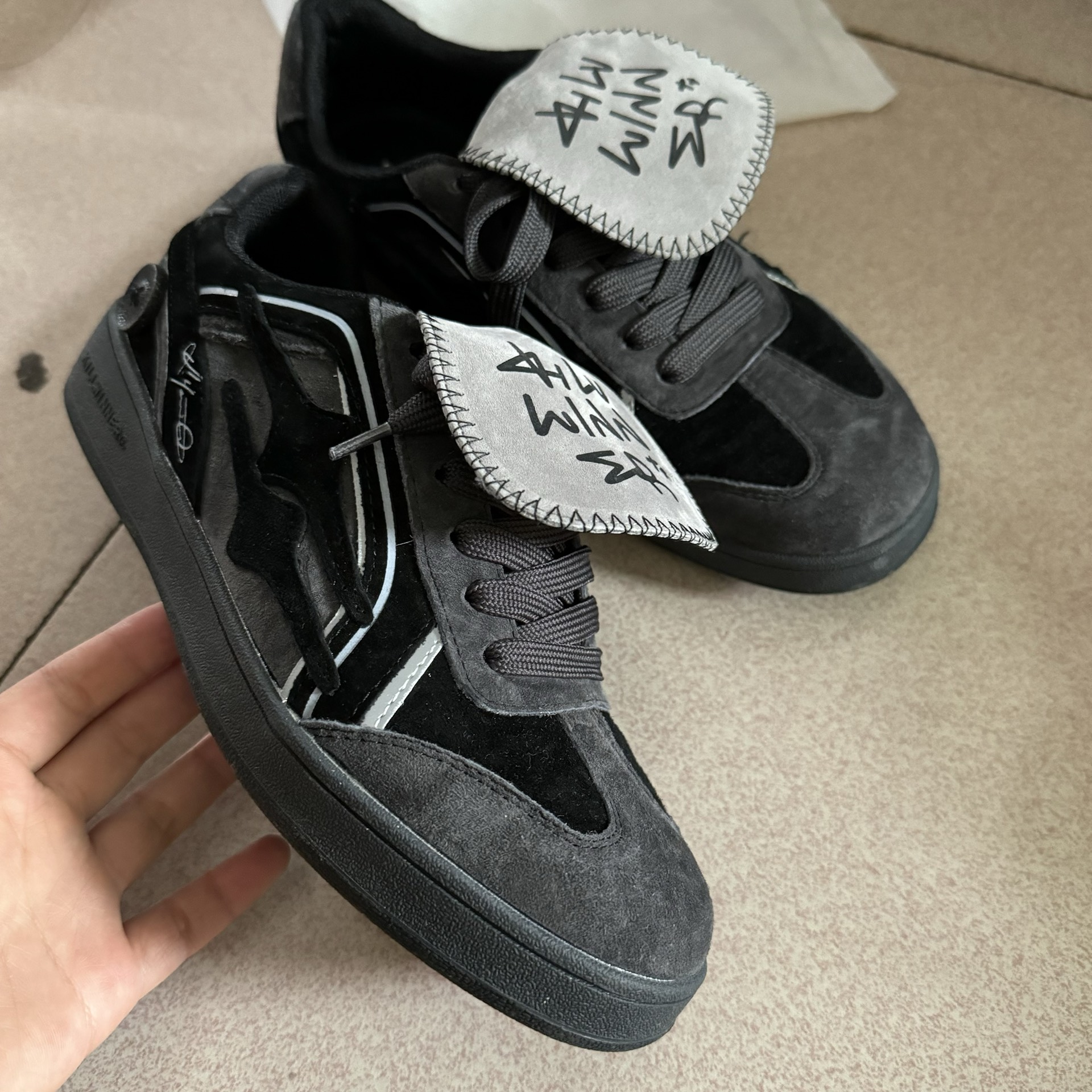 KILLWINNER Coverage Wear Resistant Low Top Skateboard Shoes