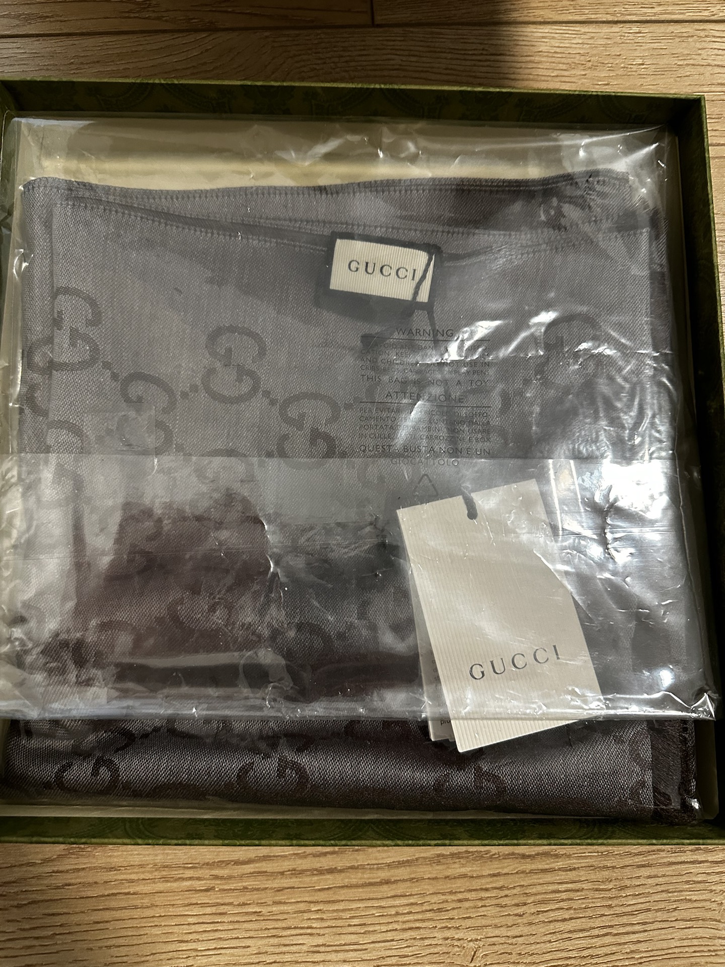 custom review-GUCCI Вязаные шарфы Женские Темно-серый