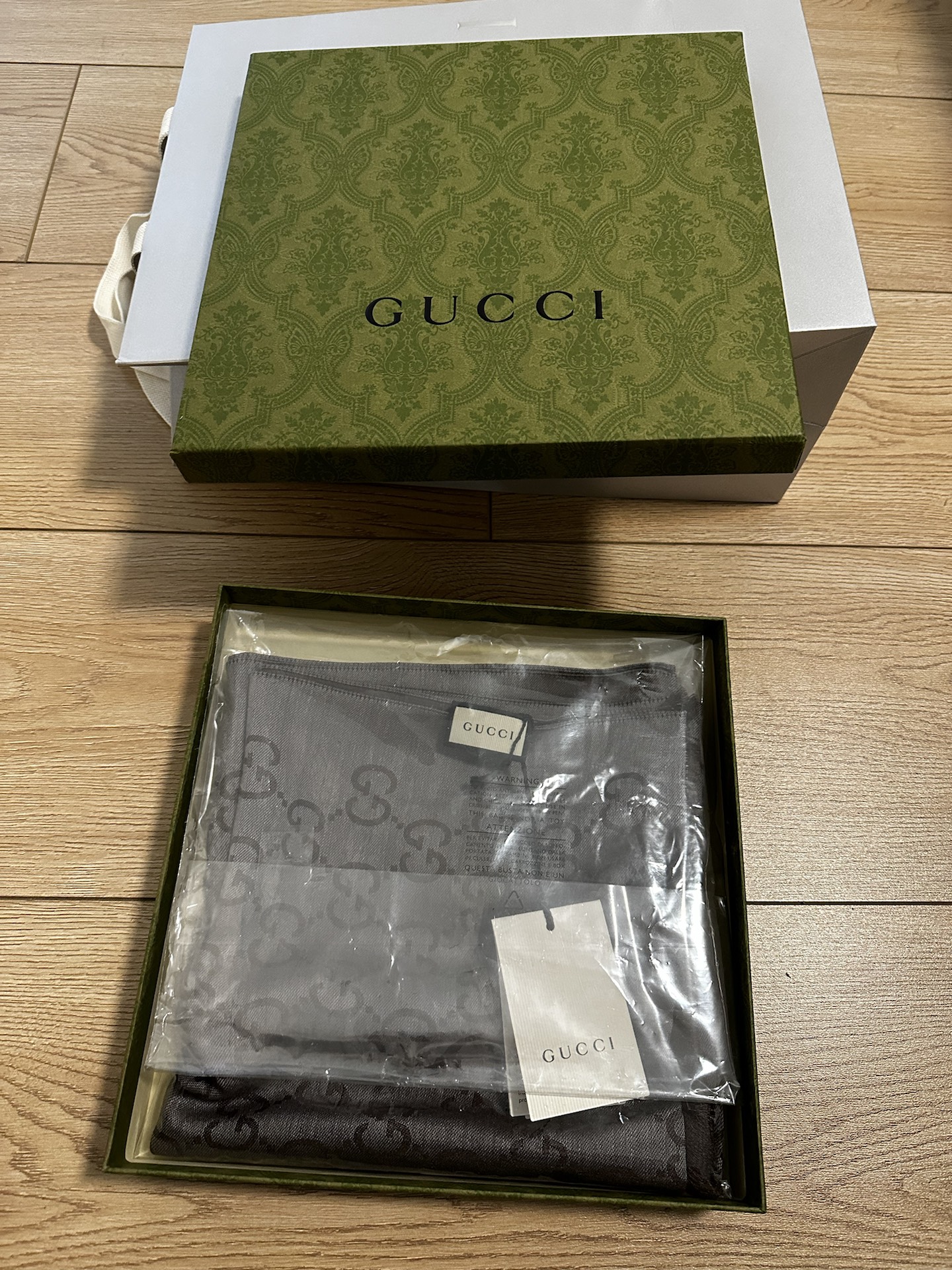 custom review-GUCCI Вязаные шарфы Женские Темно-серый