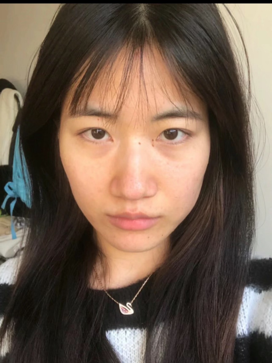 本菱形脸瑕疵皮终于化出服帖的妆效了!