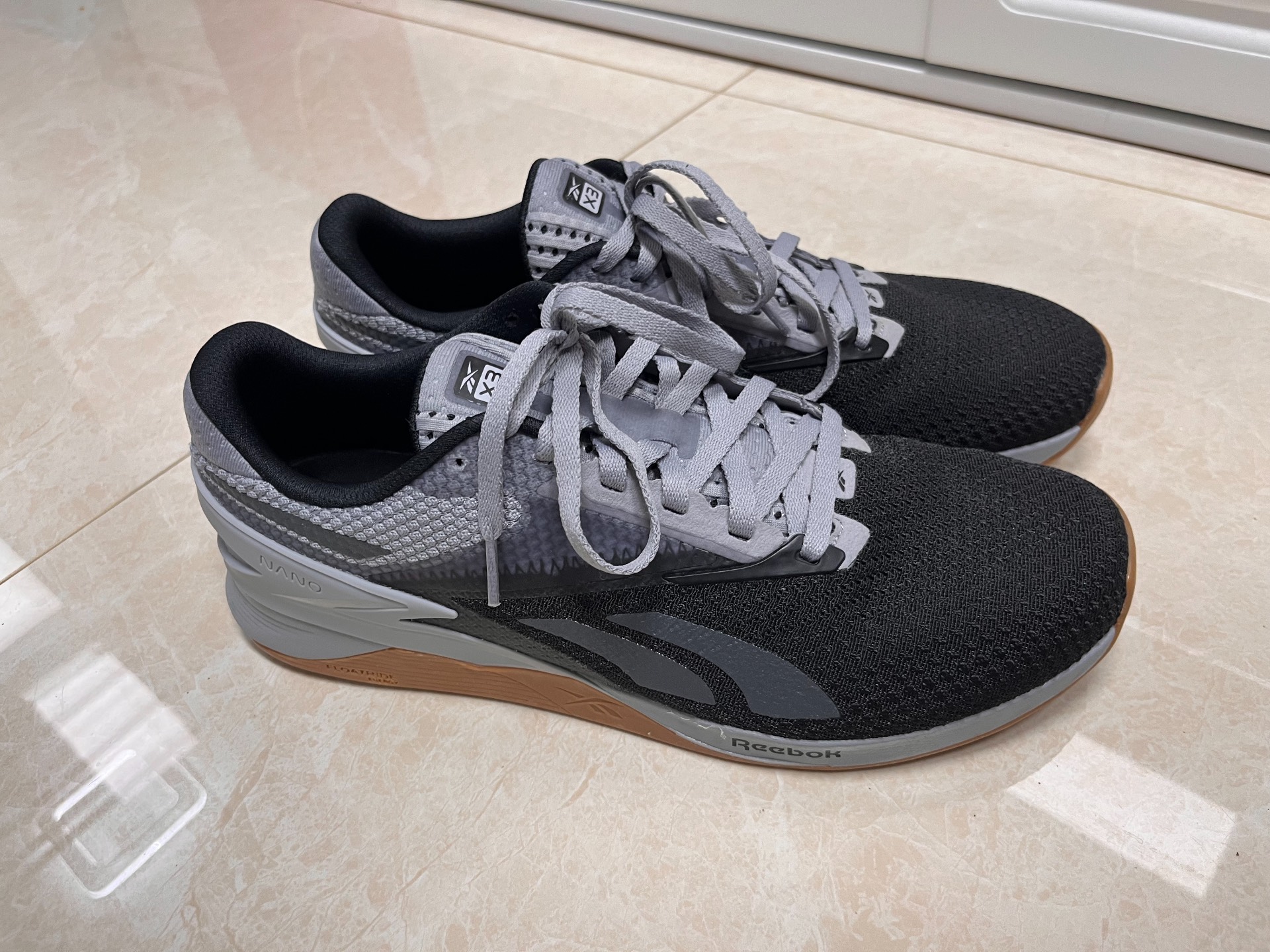 custom review-Reebok совместный бренд Nano X3 Амортизация Износостойкие Низкие Кроссовки для тренировок Унисекс Черный Серый