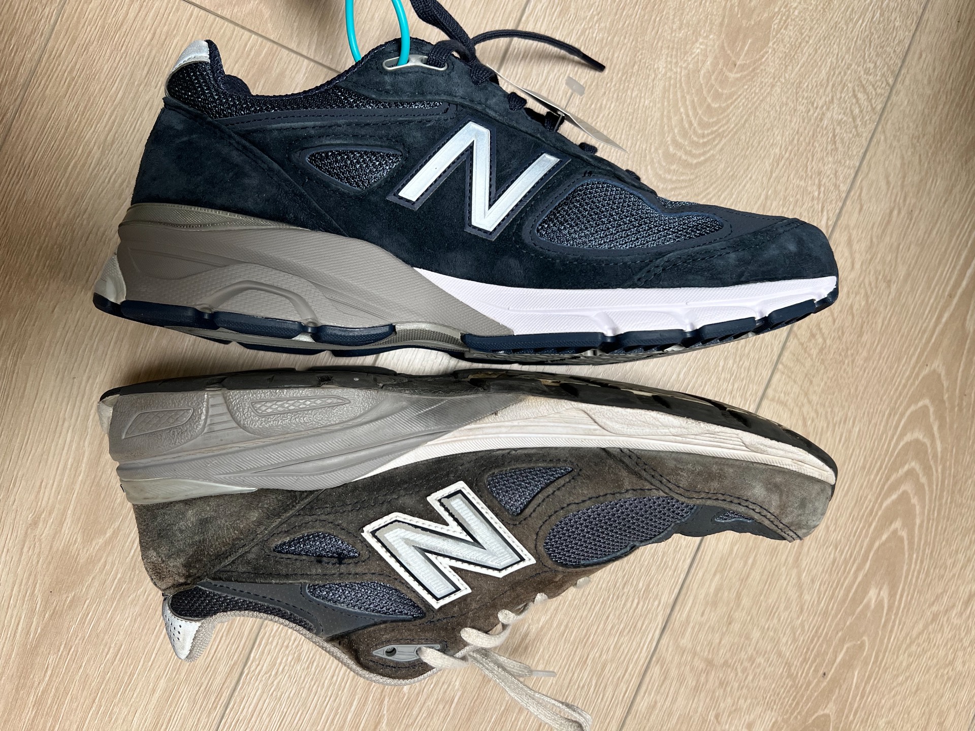 custom review-New Balance NB 990 V4 Устойчивый к истиранию Низкий Топ Повседневная Городская Коммутация Беговые кроссовки Мужские Морской Синий
