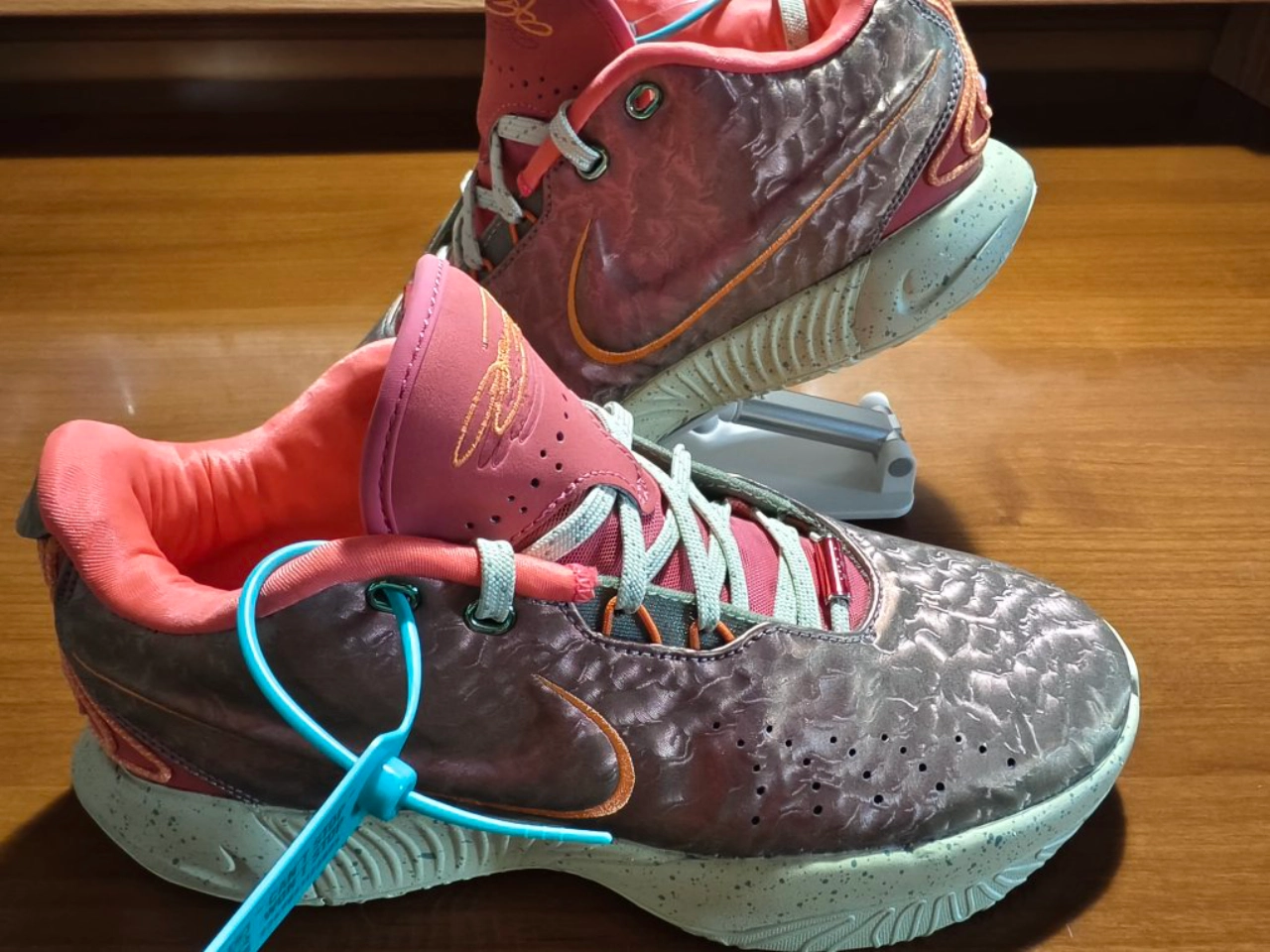 custom review-Nike Lebron 21 Low Топ Баскетбольные кроссовки Мужской Красный Желтый Азиатская версия