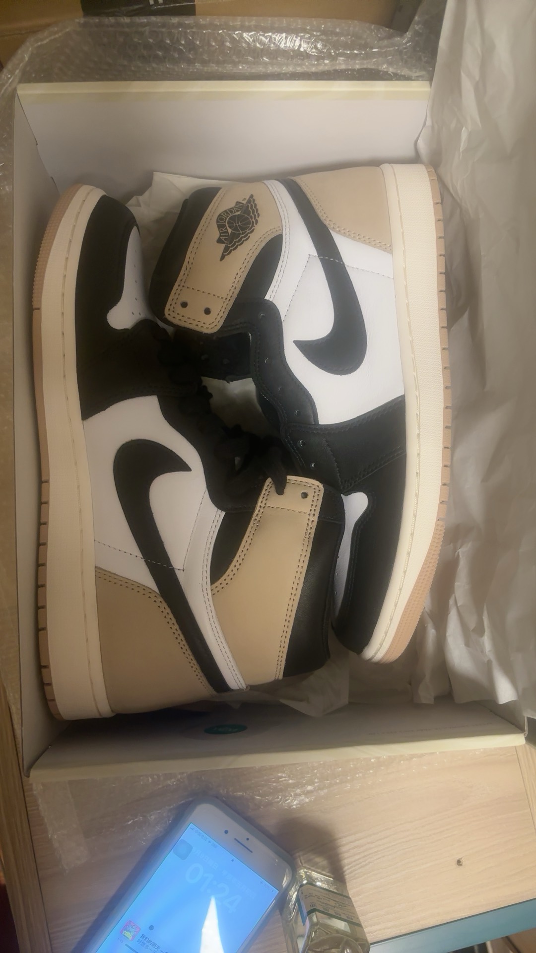 custom review-Air Jordan 1 High OG WMNS 'Latte'