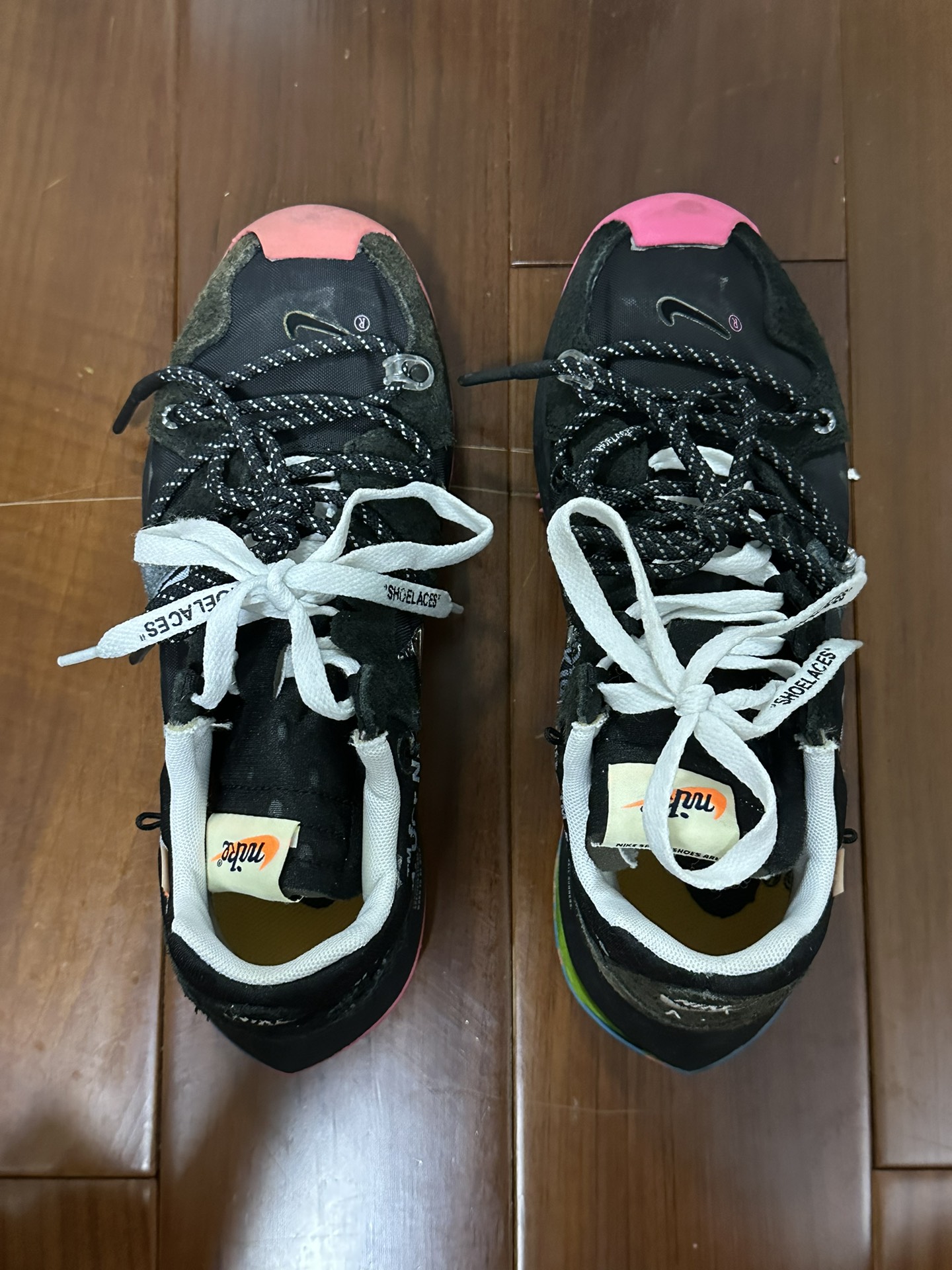 这款是我觉得钉子鞋里最软的鞋面,穿上很跟脚,钉子已经磨的差不多了
