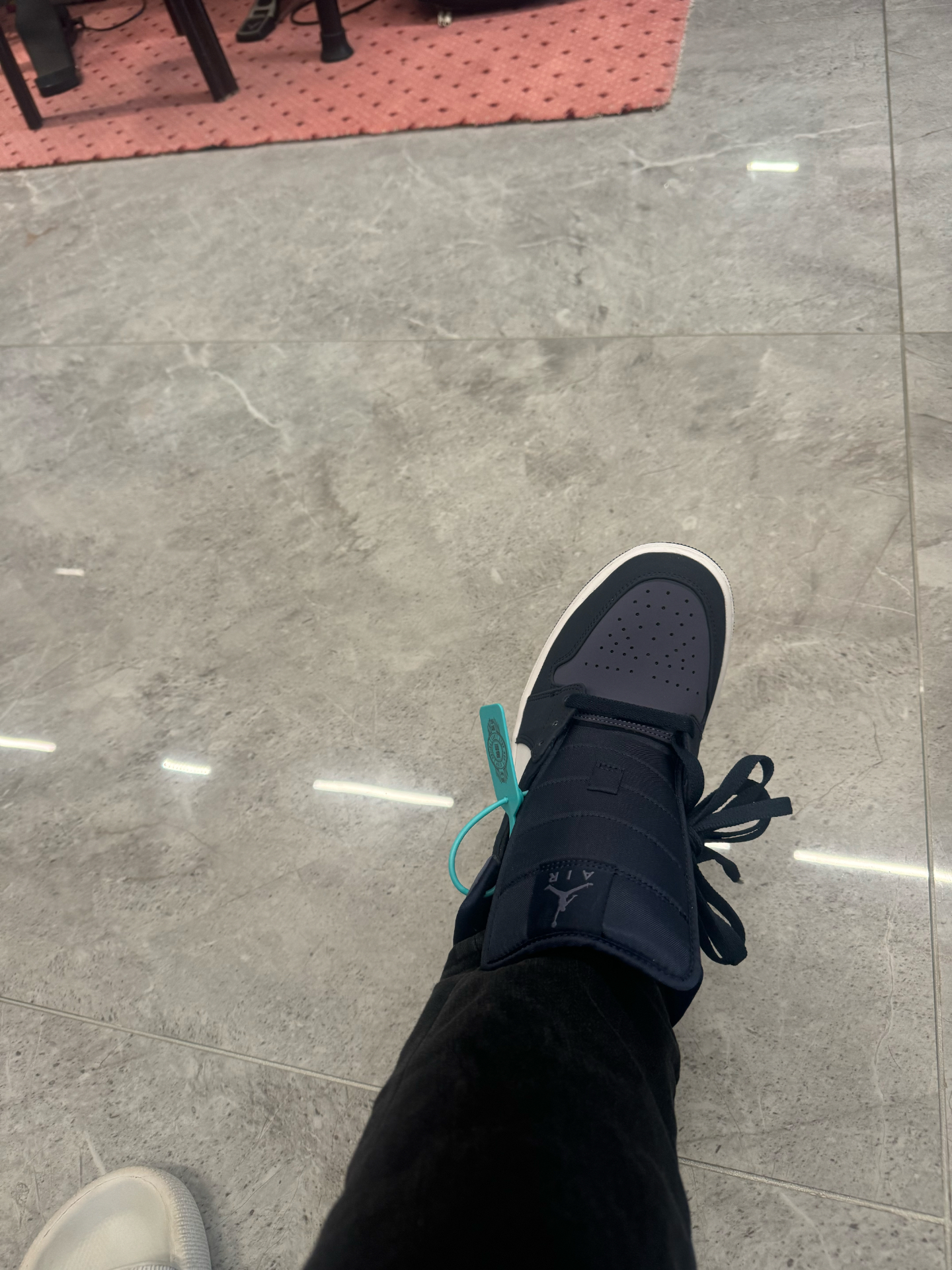 custom review-Jordan 1 Mid 'Obsidian Sanded Purple'