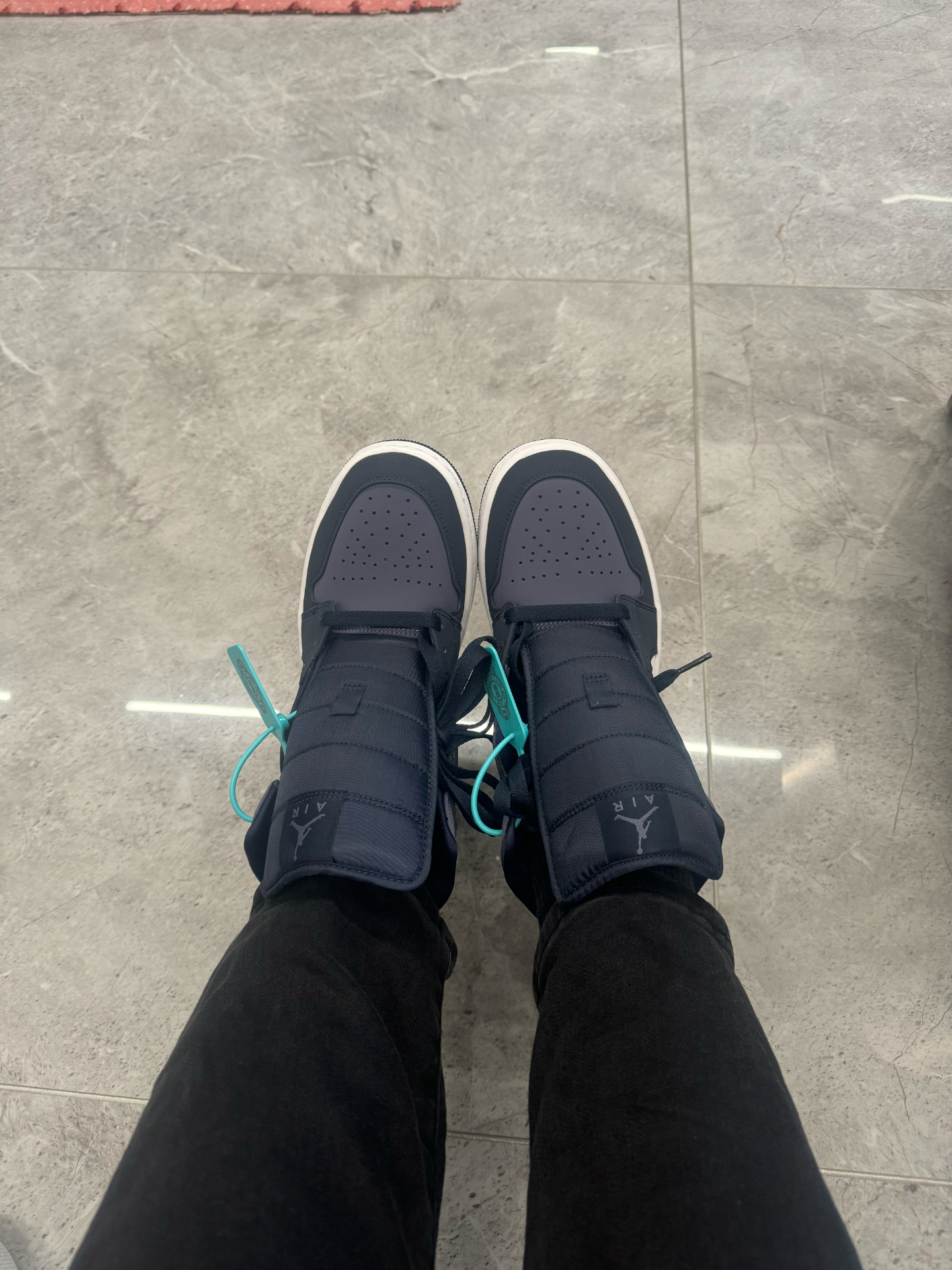 custom review-Jordan 1 Mid 'Obsidian Sanded Purple'