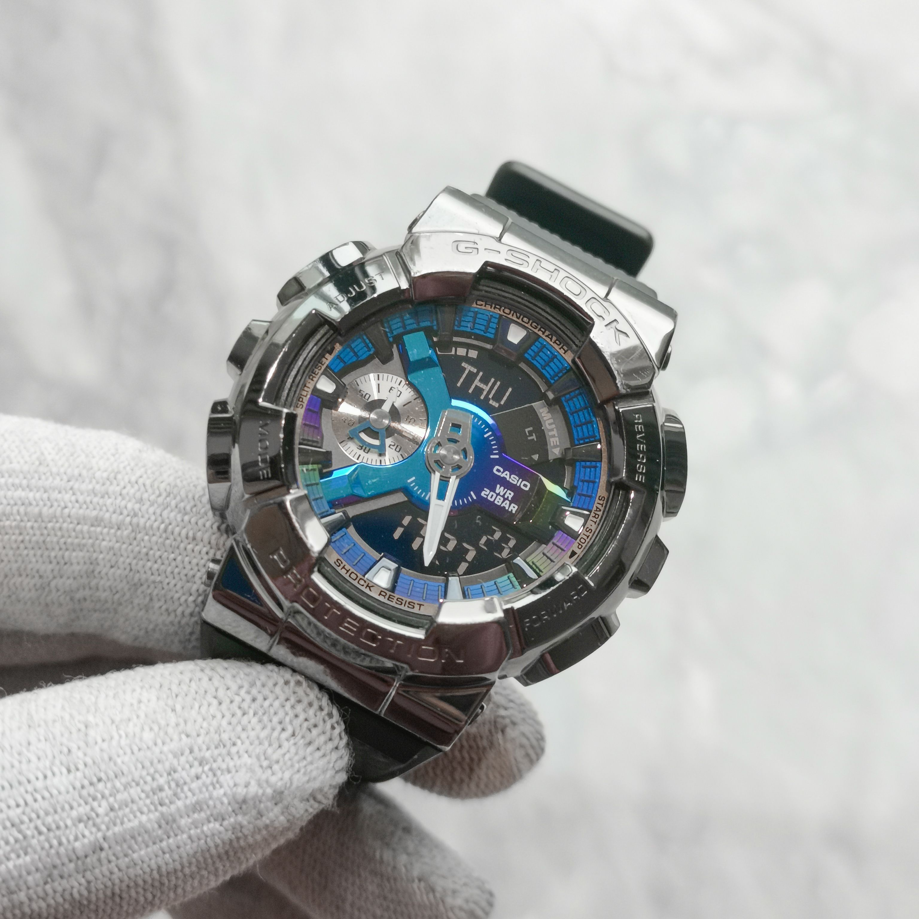 卡西欧 g-shock 金属表头黯黑小彩防水运动手表 男款 紫彩 gm-110b-1a