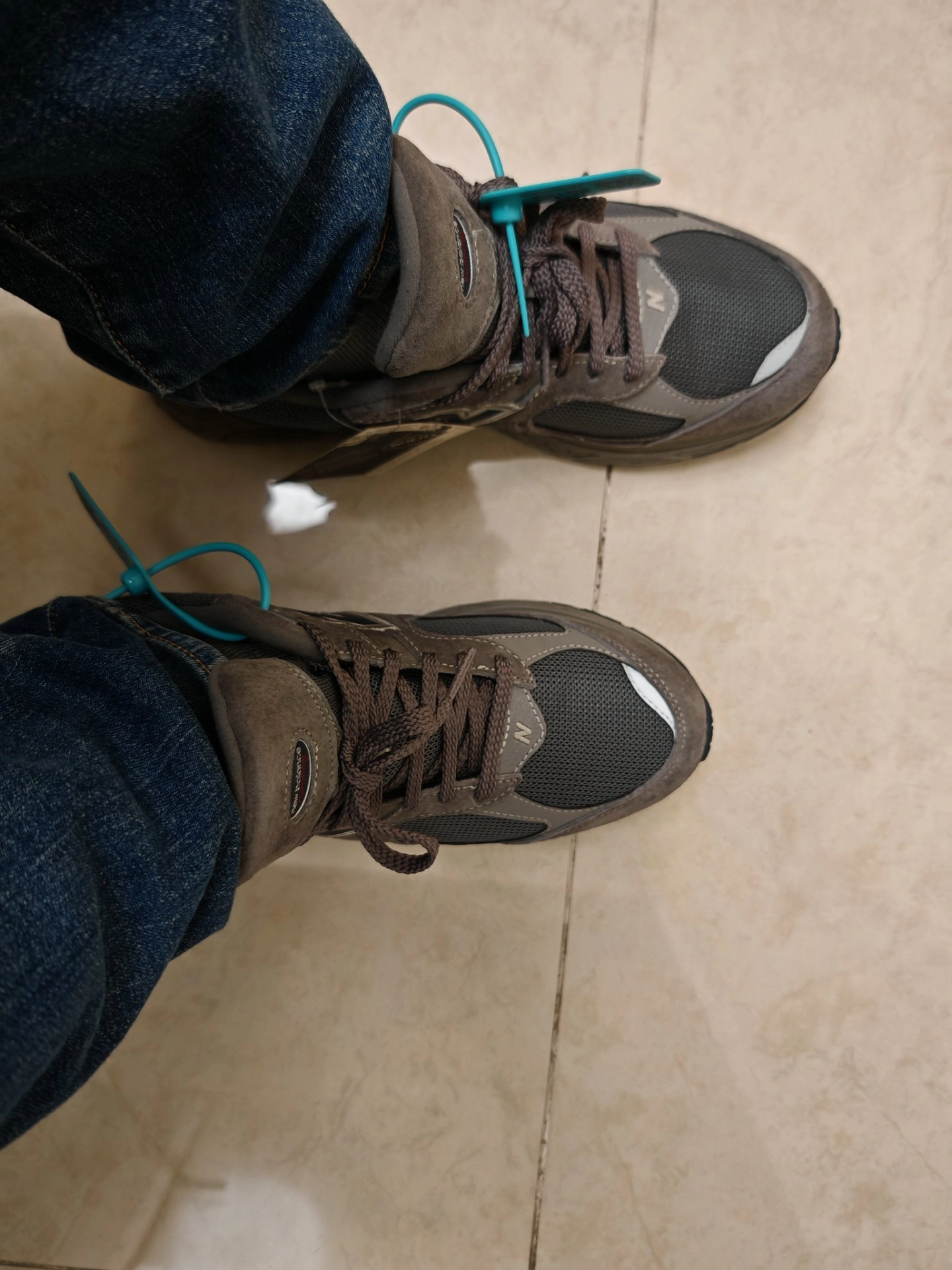 custom review-New Balance NB 2002R Водонепроницаемый и Дышащий Низкий Топ Повседневные Городские Кроссовки для Коммутации и Бега Унисекс Серый Коричневый