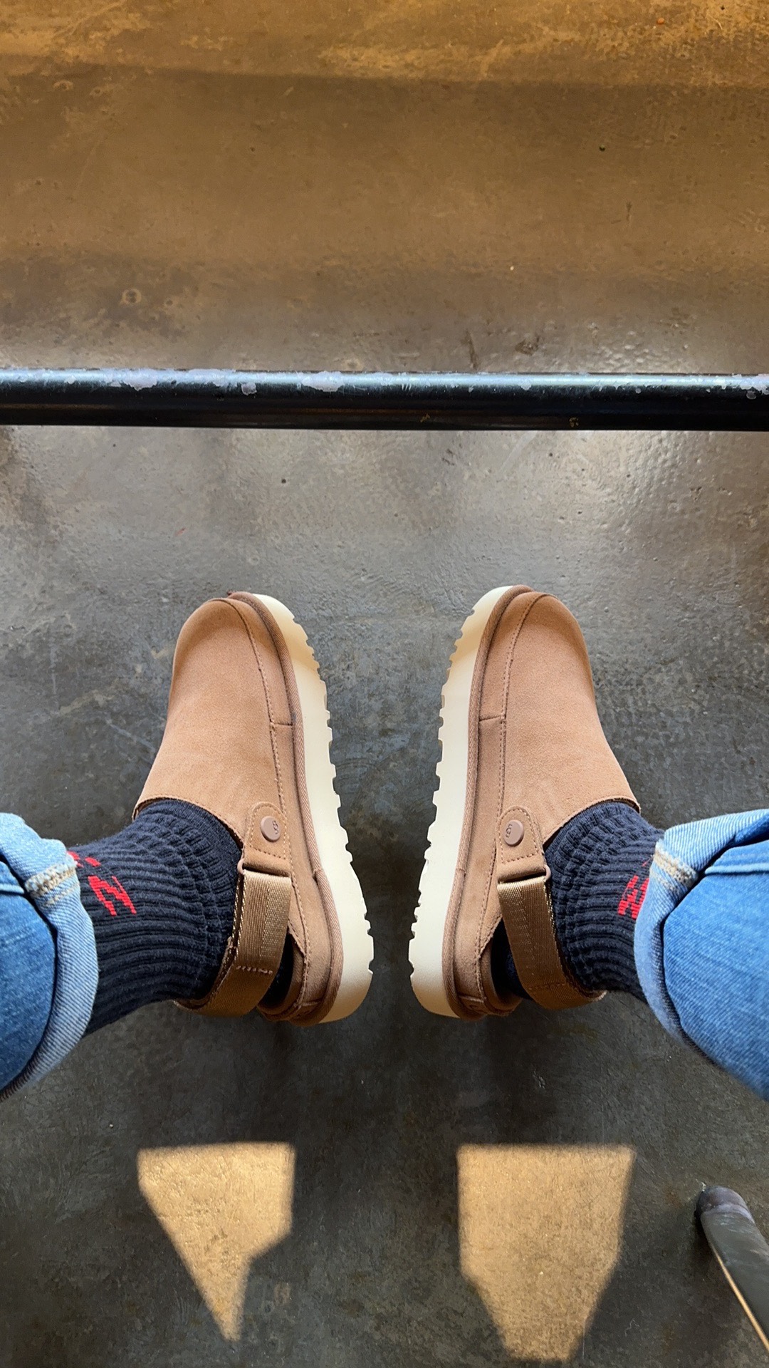 custom review-UGG Goldenstar Clog Chestnut Women's