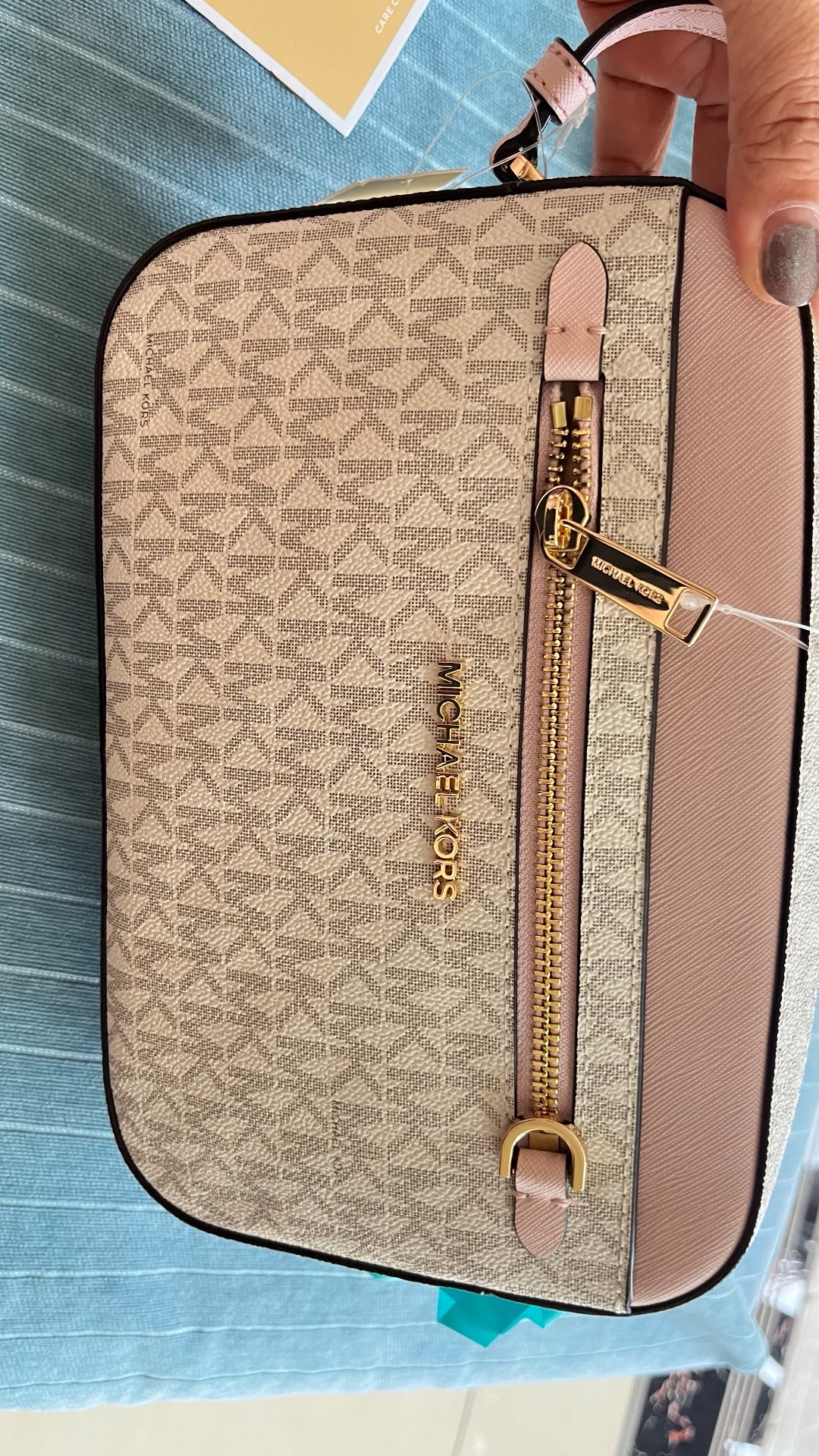 custom review-MICHAEL KORS Jet Set PVC Кожа Camera Сумка Сумка через плечо Большая Женская Розовая Белая Многоцветная