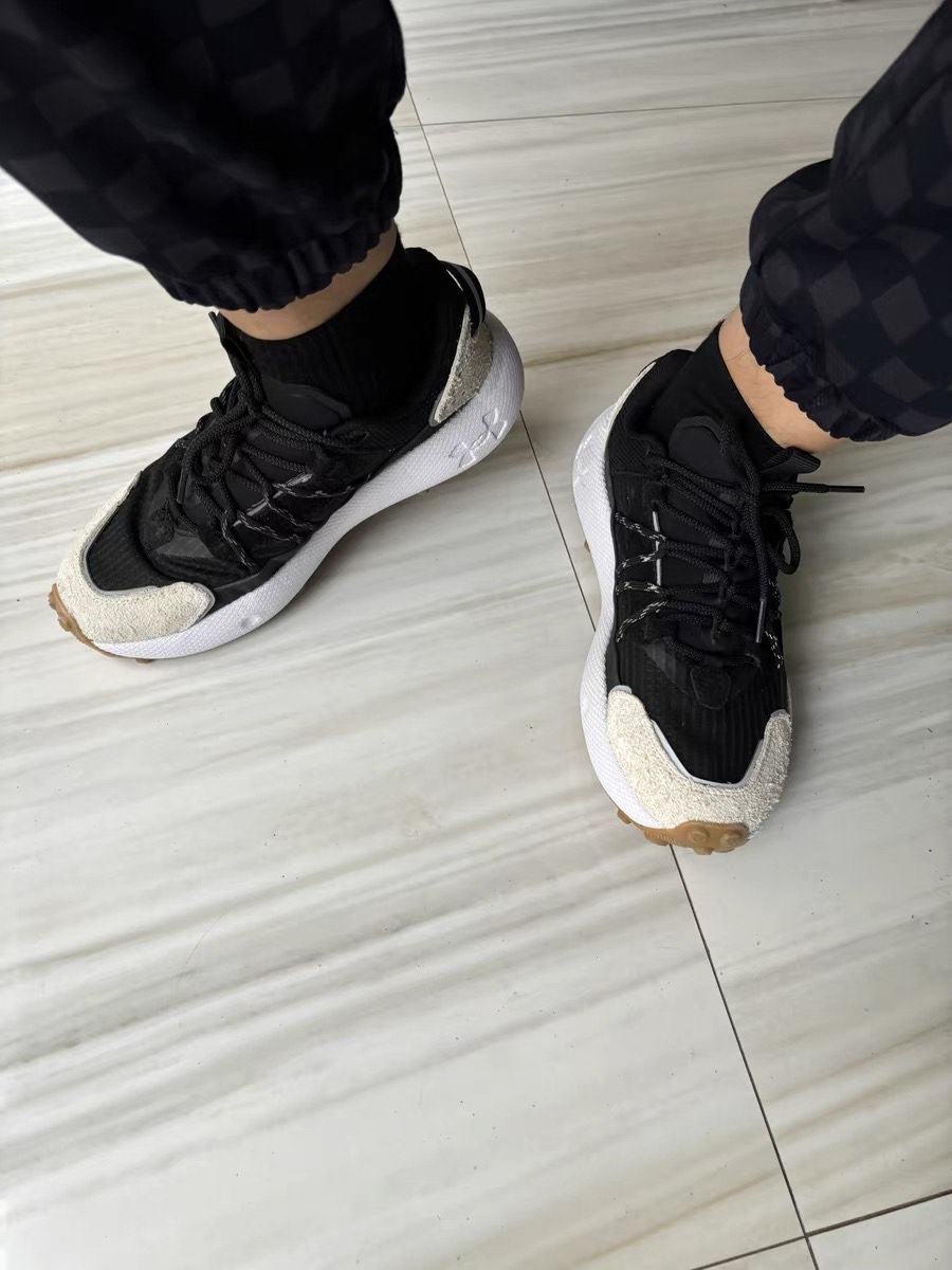 custom review-Under Armour VENTURE PRO Амортизация Износостойкий Низкий Топ Повседневная Обувь Унисекс Черный Белый