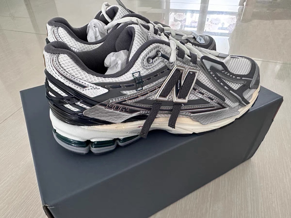 custom review-New Balance 1906A "Tech Explosion"