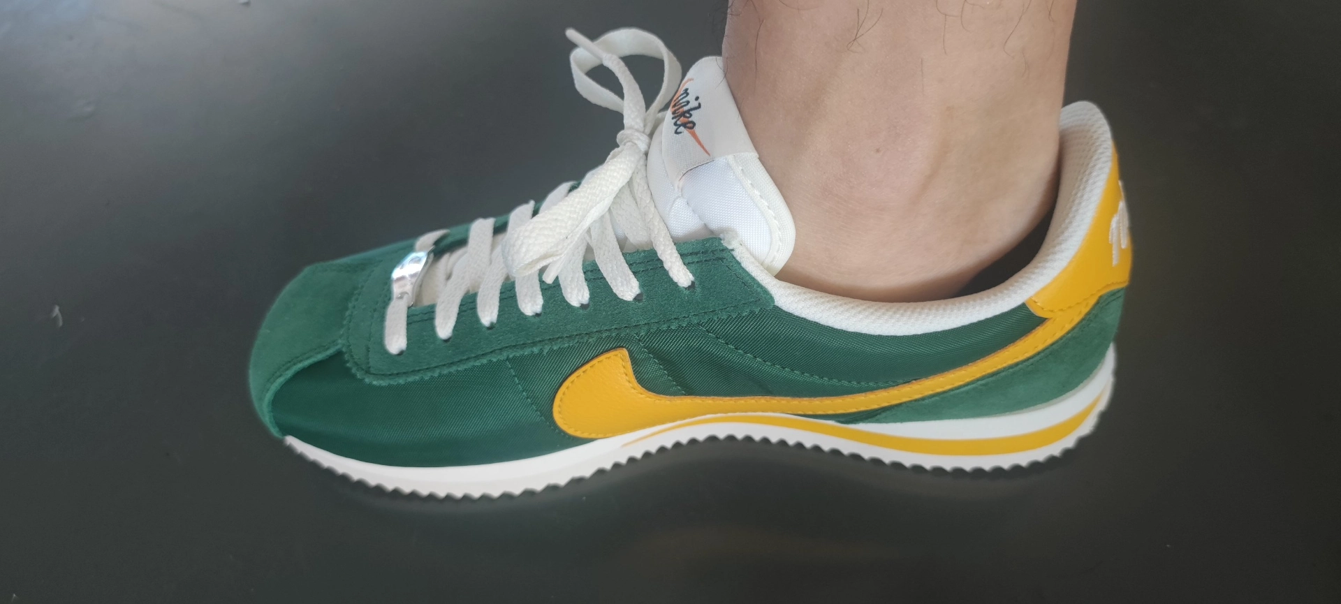 custom review-Nike Cortez Low Топ Повседневный Городской Коммутер Беговые кроссовки Мужской Зеленый Желтый