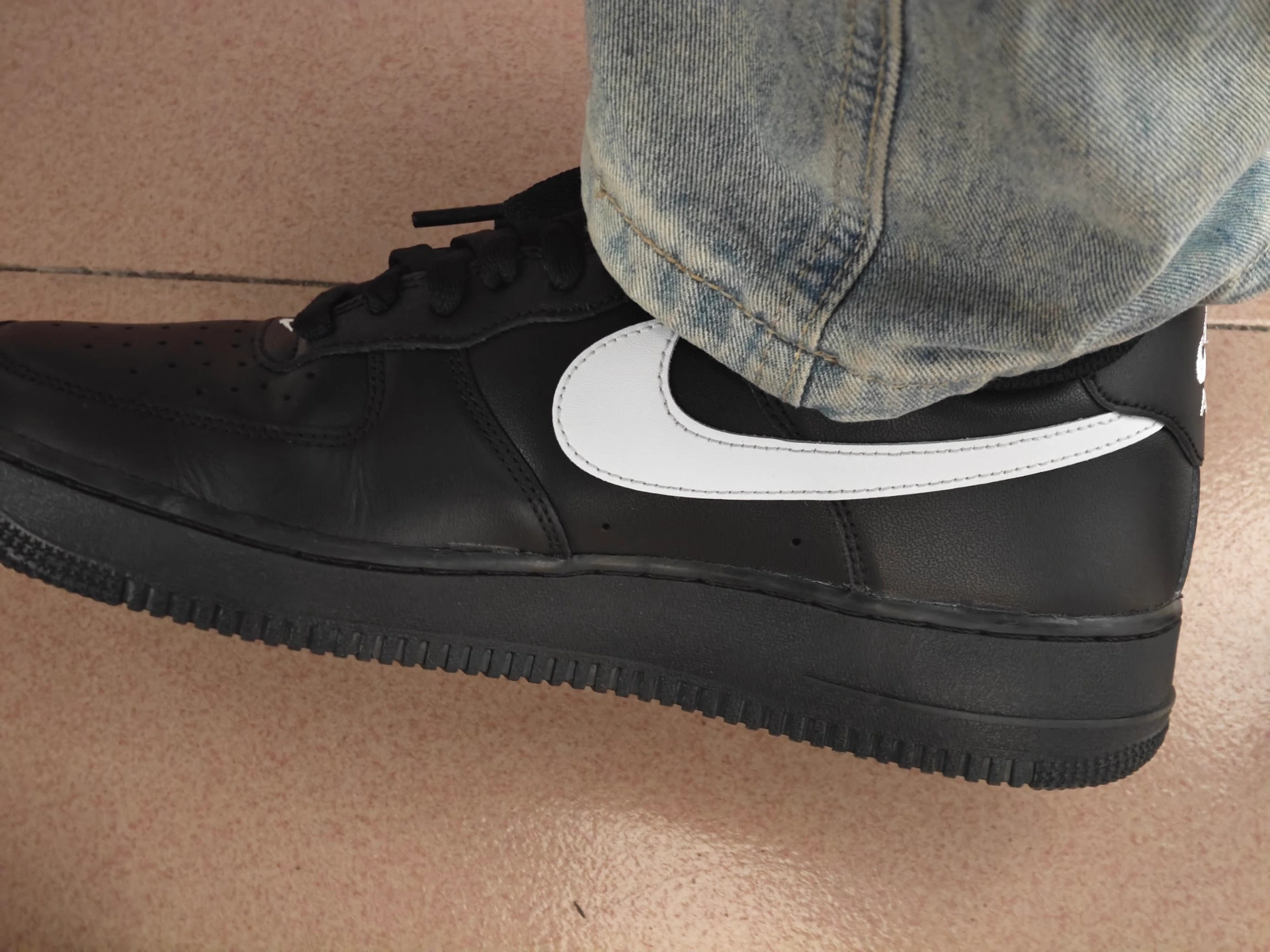 custom review-Nike Air Force 1 Low '07 Black White 2023