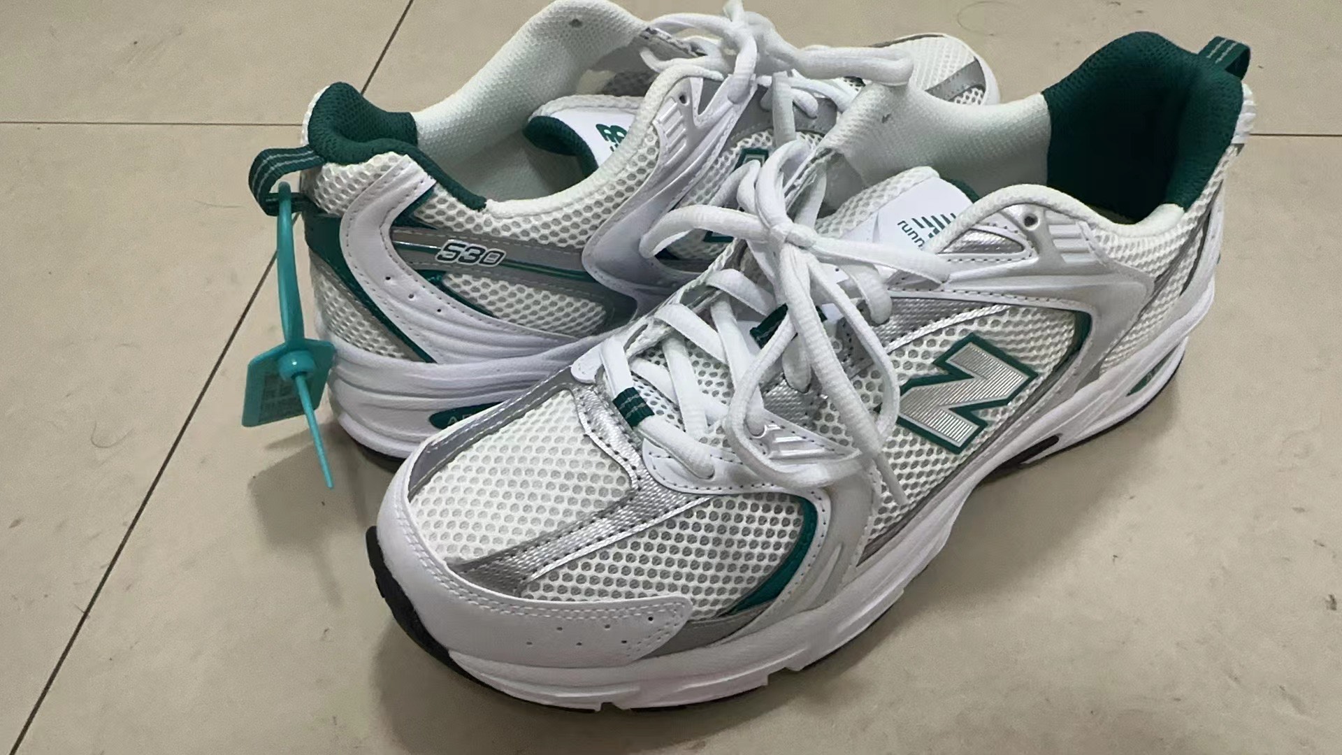 custom review-New Balance NB 530 Противоскользящий Устойчивый к истиранию Низкий Топ Повседневная Городская Коммутация Беговые кроссовки Унисекс Белый Зеленый