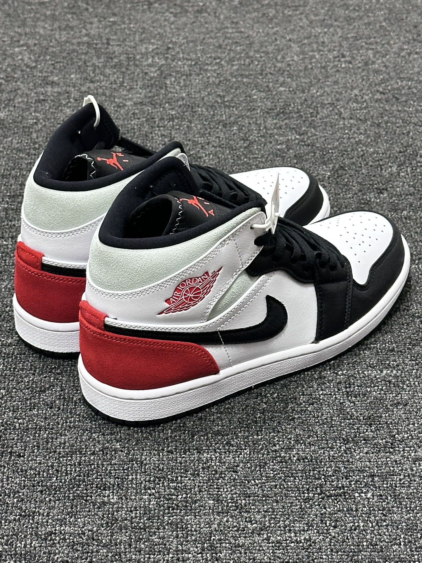 aj1mid鞋垫图片