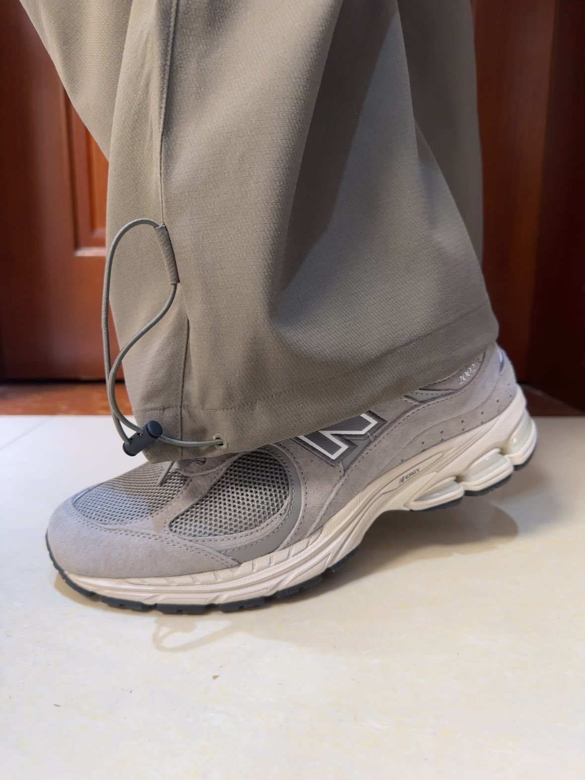 custom review-New Balance 2002R Marblehead Light Aluminum