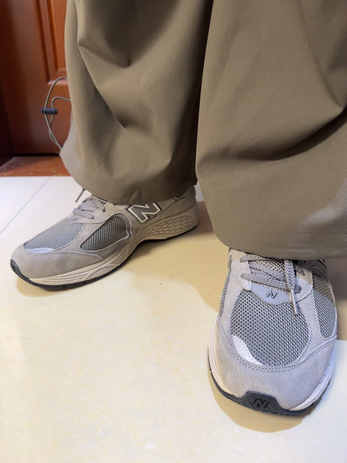 custom review-New Balance 2002R Marblehead Light Aluminum