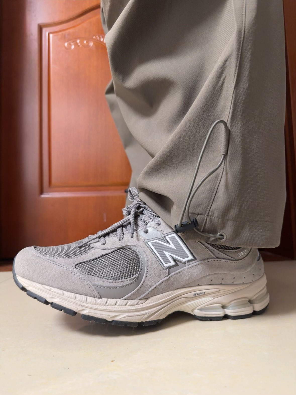 custom review-New Balance 2002R Marblehead Light Aluminum