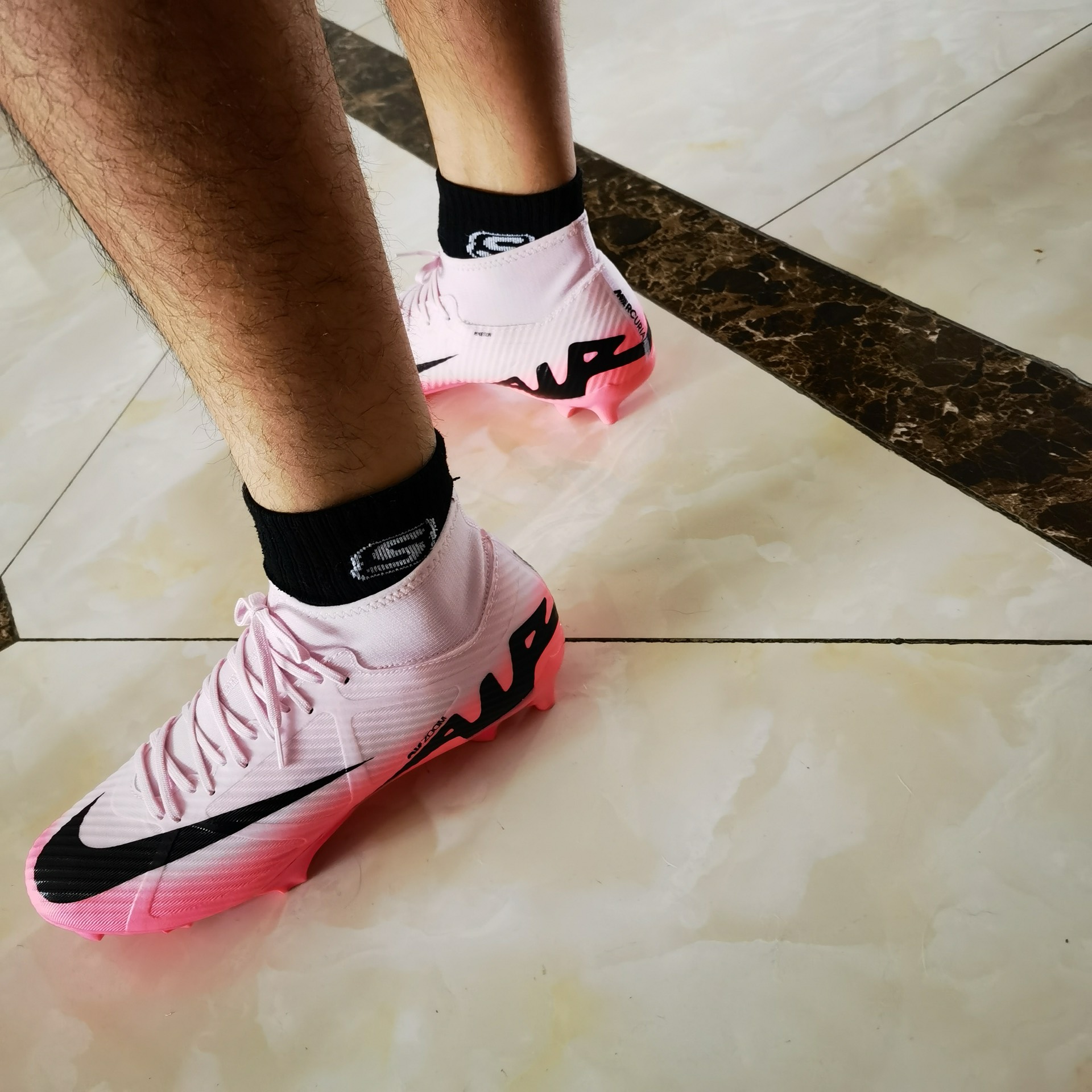 custom review-Nike Zoom Mercurial Superfly 9 Academy FG/MG 'Mad Brilliance Pack'