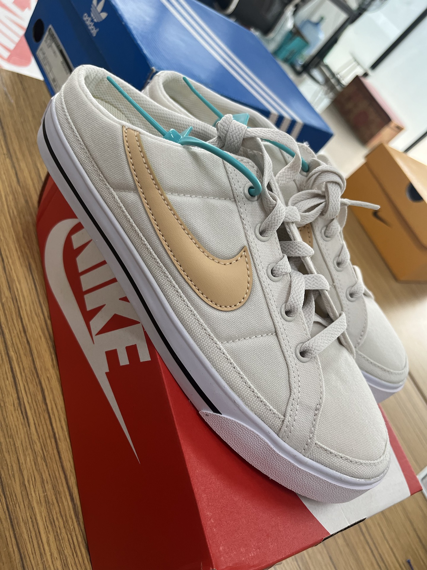 custom review-Nike Court Legacy Slip Resistant Abrasion Resistant Легкий Низкий Топ Скейтборд Кроссовки Женские Бежево-желтые