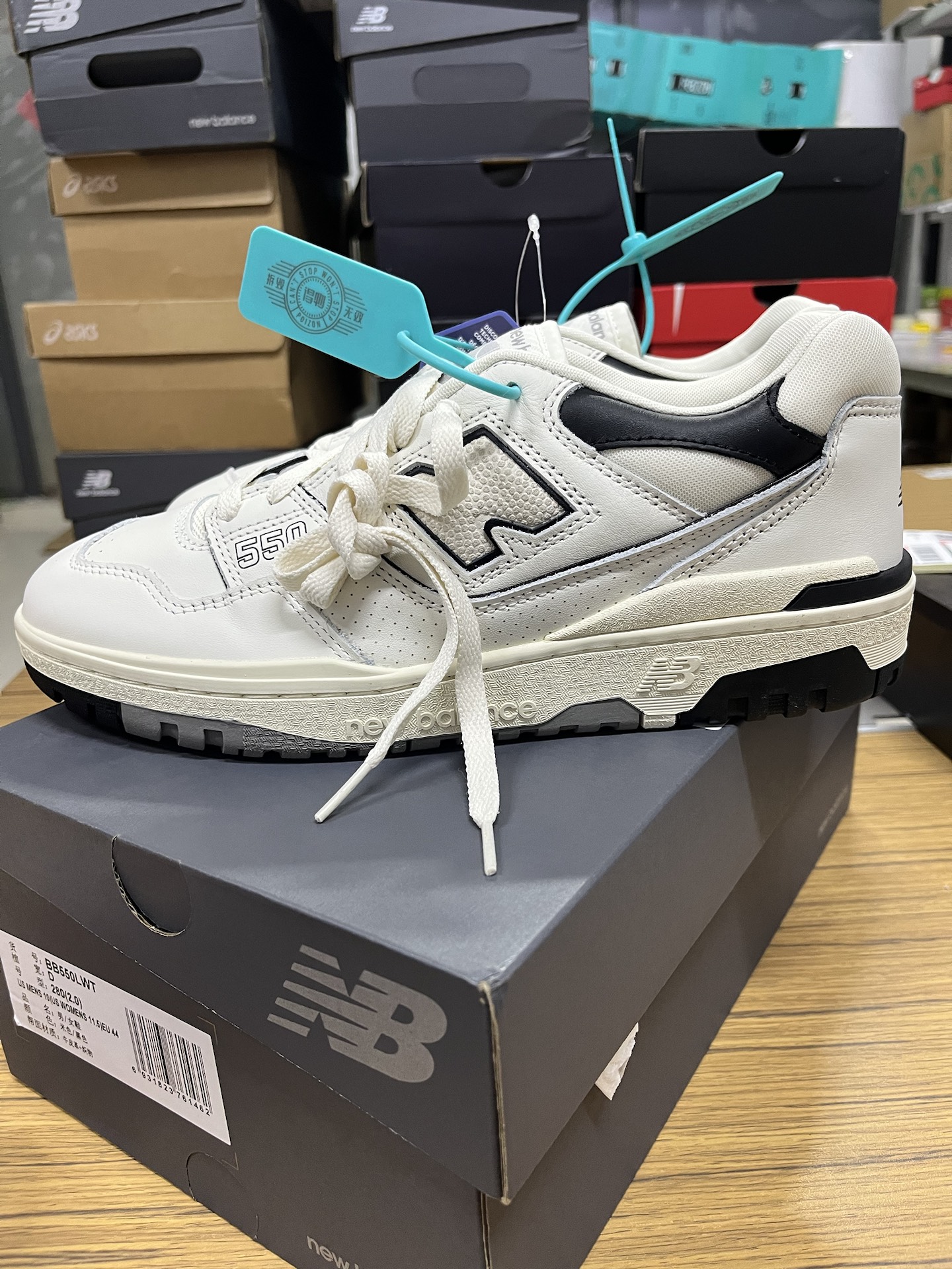 新百伦nb  new balance nb 550 低帮 复古篮球鞋 男女同款 白黑