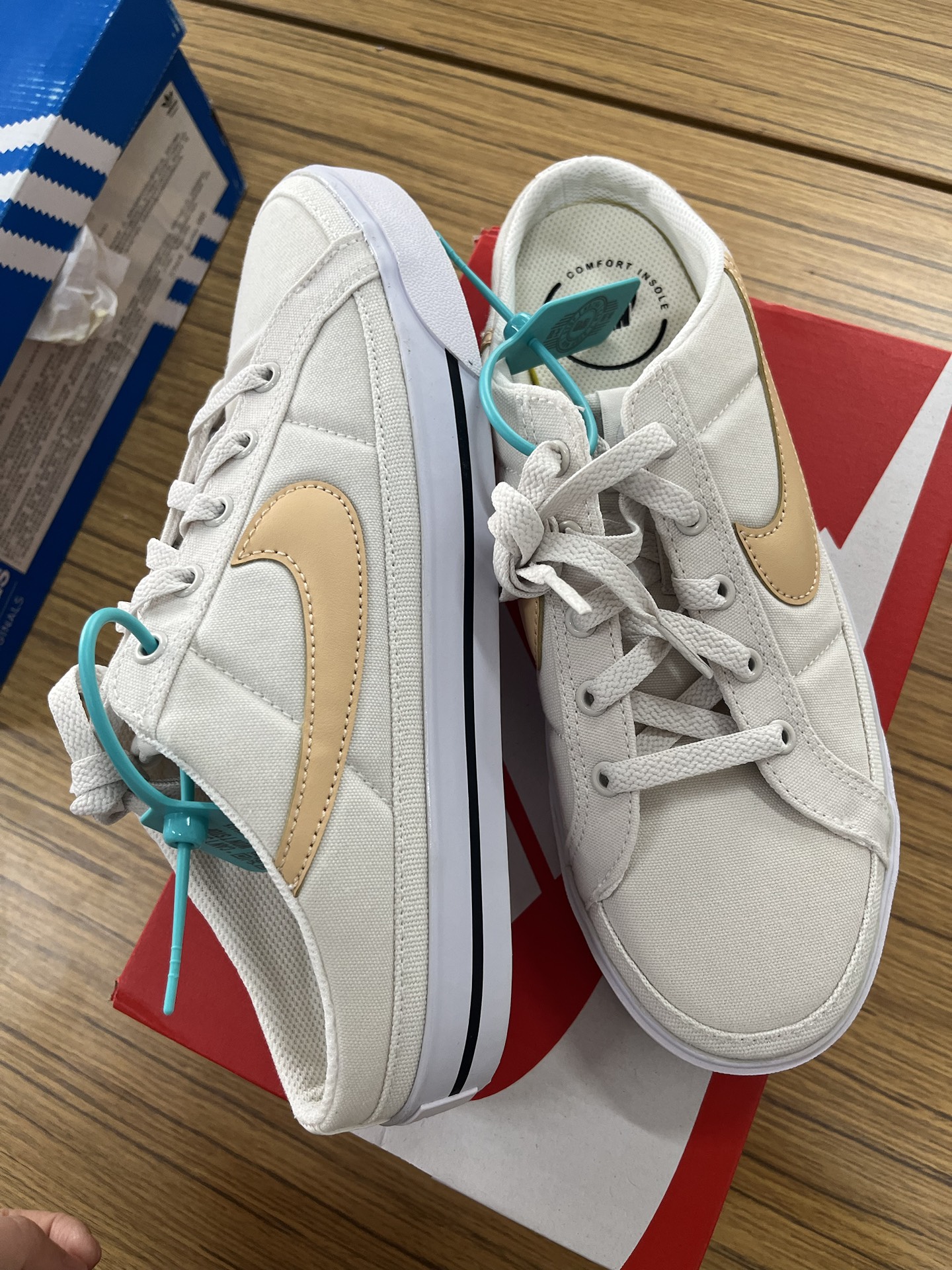 custom review-Nike Court Legacy Slip Resistant Abrasion Resistant Легкий Низкий Топ Скейтборд Кроссовки Женские Бежево-желтые