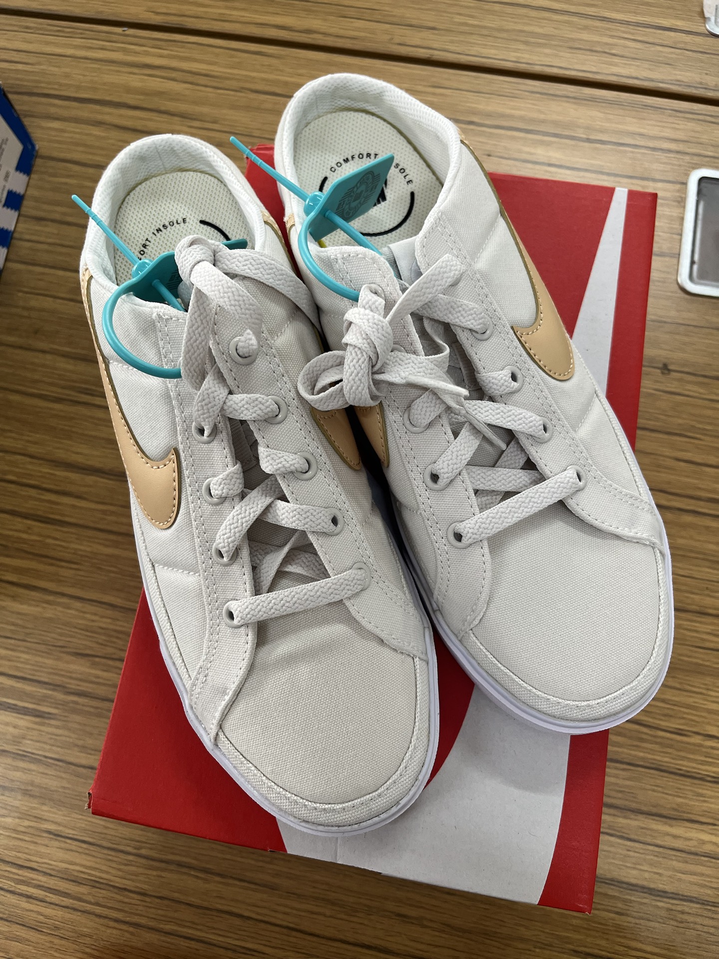 custom review-Nike Court Legacy Slip Resistant Abrasion Resistant Легкий Низкий Топ Скейтборд Кроссовки Женские Бежево-желтые