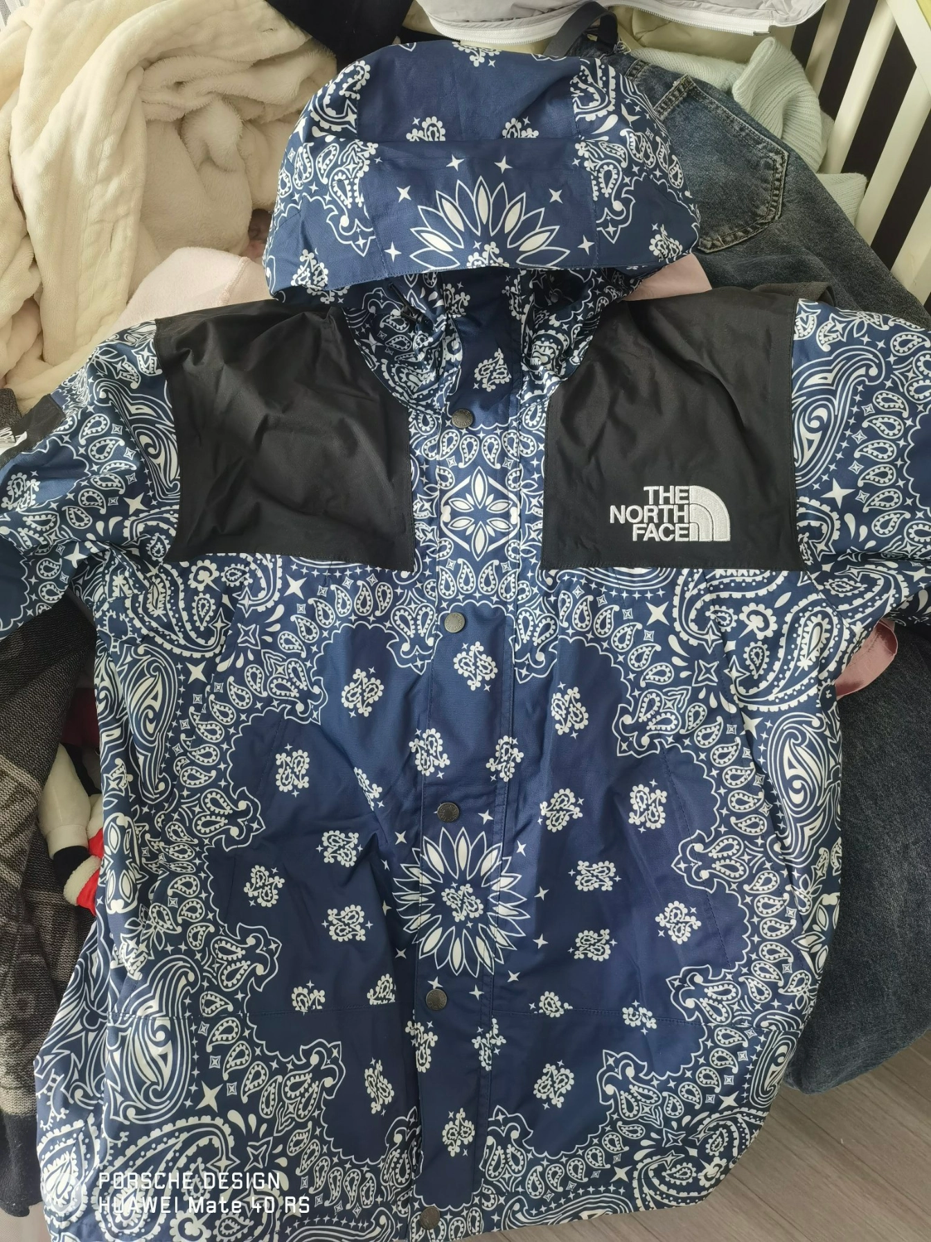 supreme x 北面/the north face 联名款 腰果花夹克冲锋衣 男女同款