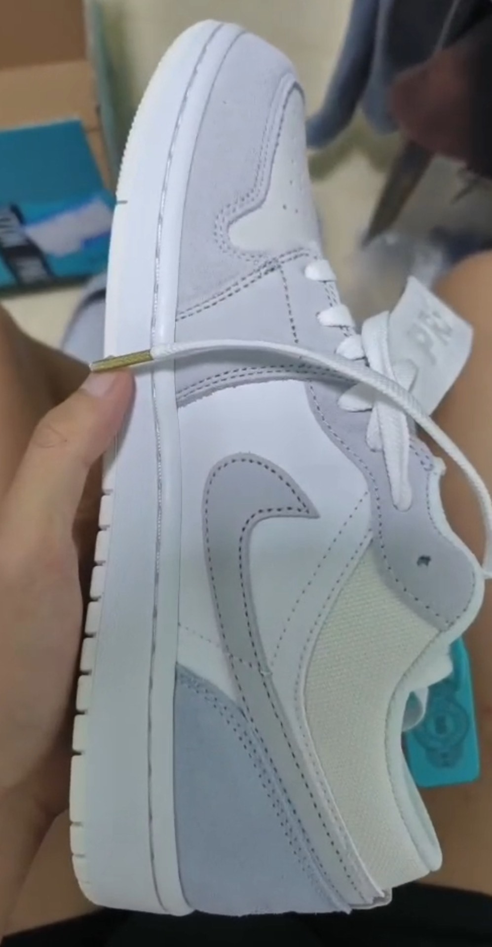 custom review-JORDAN 1 Low Paris