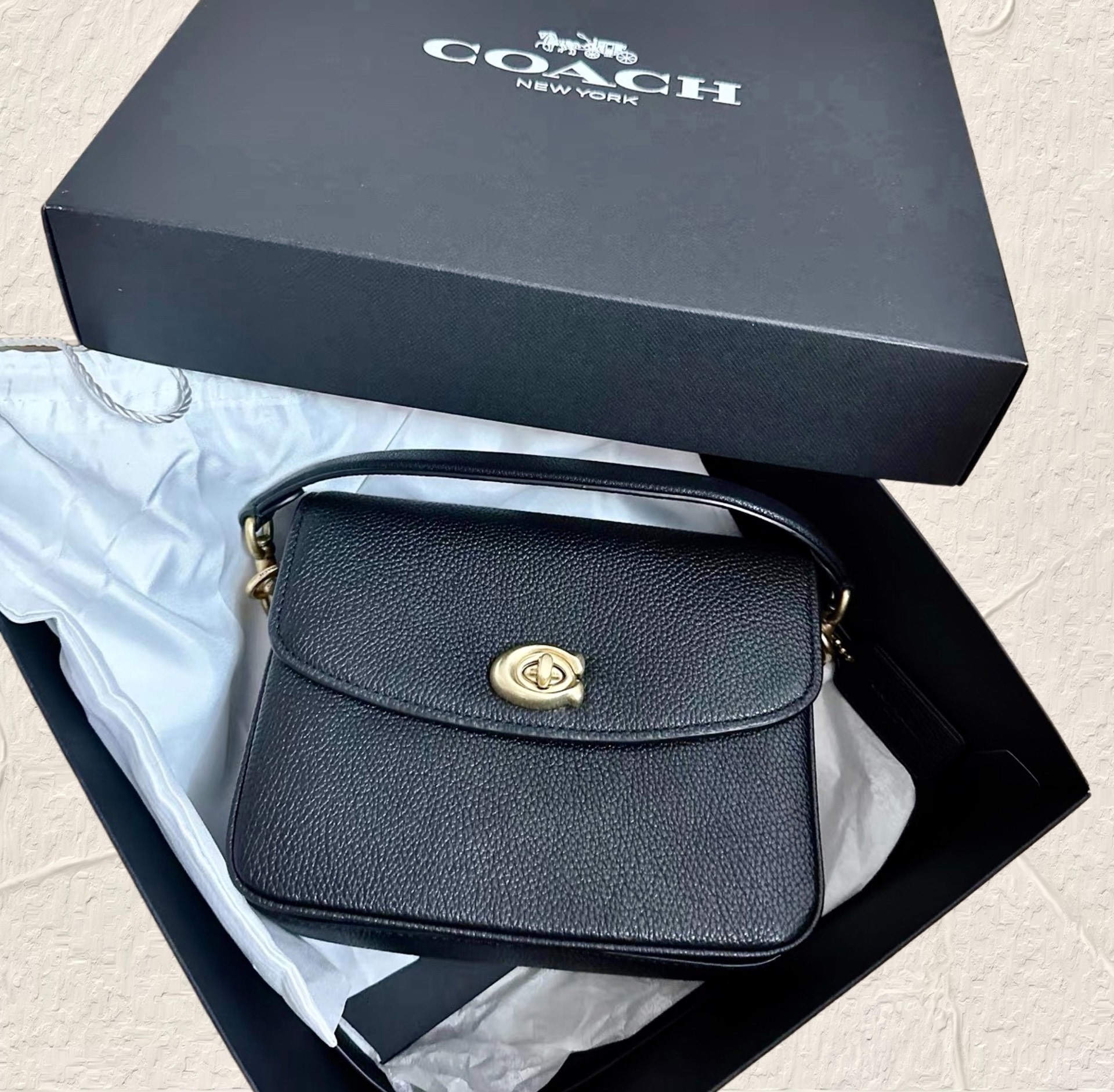 蔻驰黑色包包👜