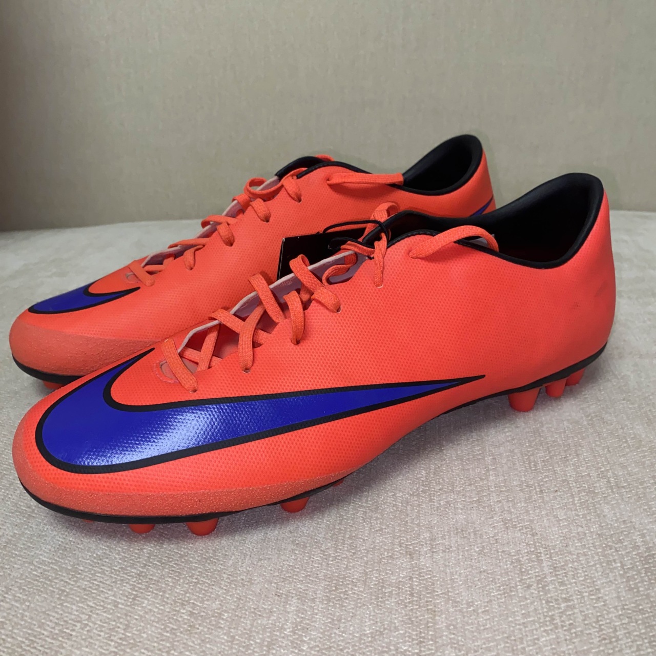 耐克刺客10中端ag足球鞋