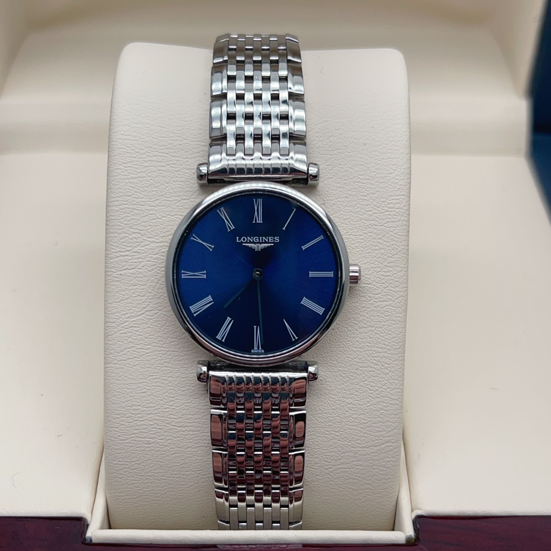 浪琴嘉岚石英女表,最美蓝色盘面