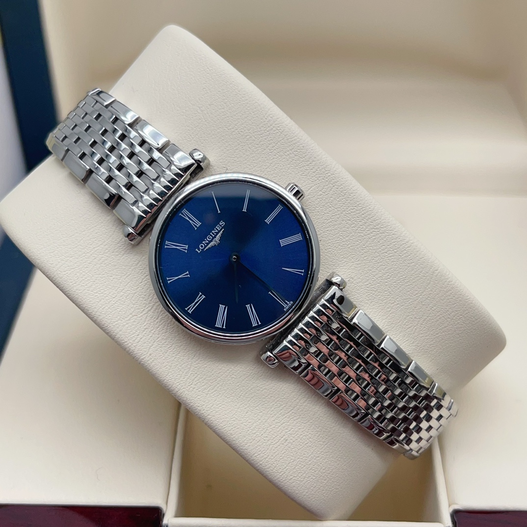 浪琴嘉岚石英女表,最美蓝色盘面