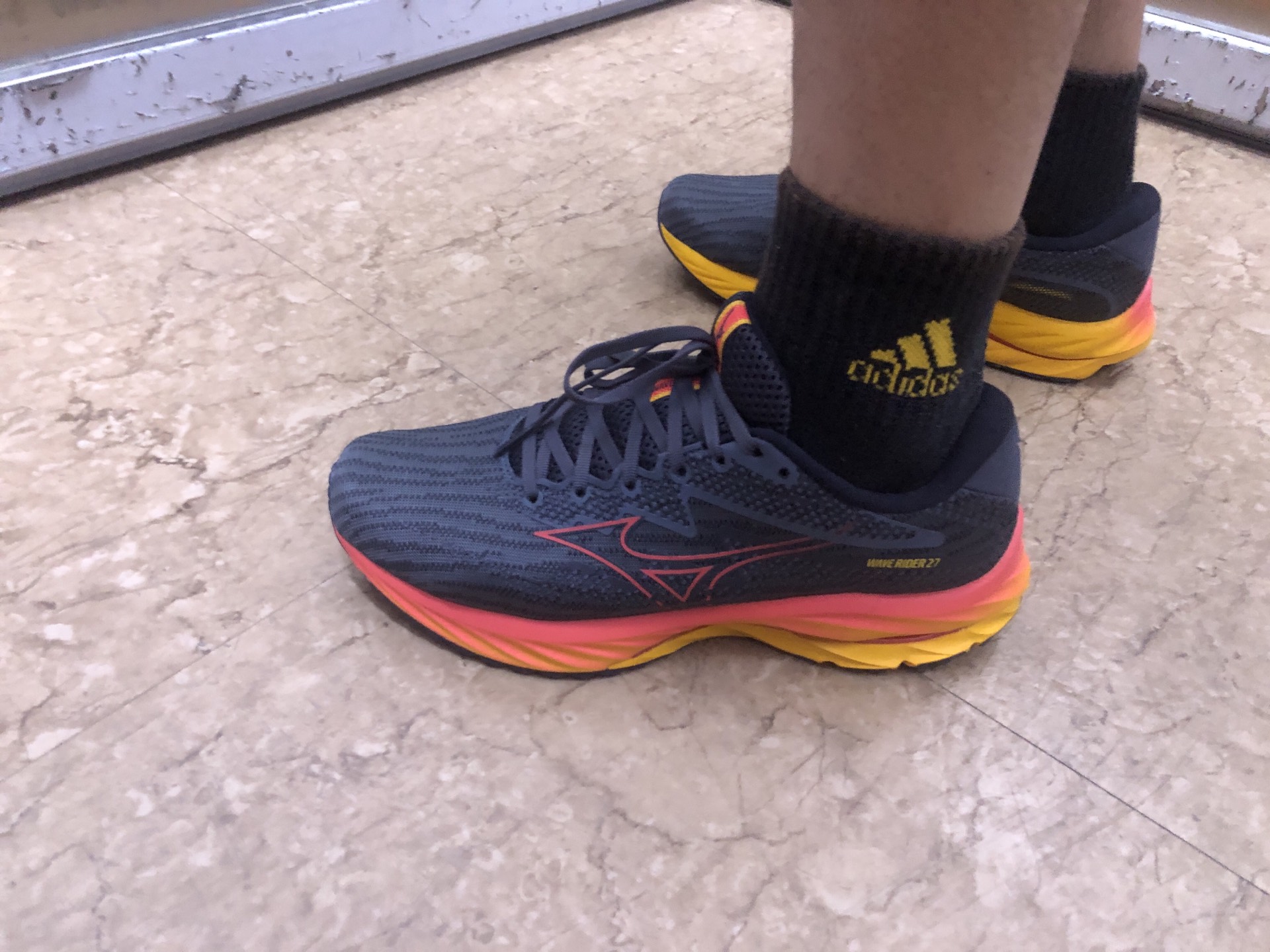 custom review-Mizuno Wave Rider 27 Противоскользящие и Устойчивые к Износу Поддержка Низкий Топ Беговые кроссовки Мужские Серый Оранжевый