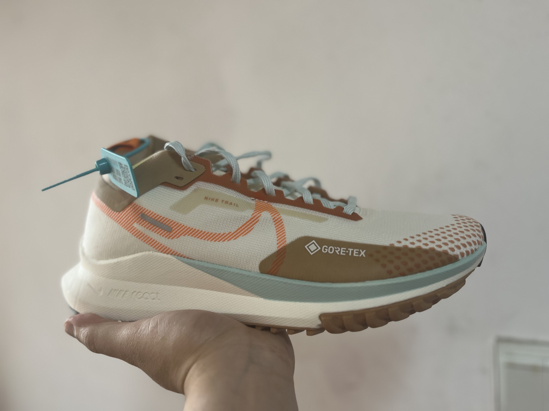 custom review-Nike Pegasus Trail 4 Устойчивый к истиранию Водонепроницаемый Отскок MID Top Trail Беговые кроссовки Мужские Белый Коричневый Синий