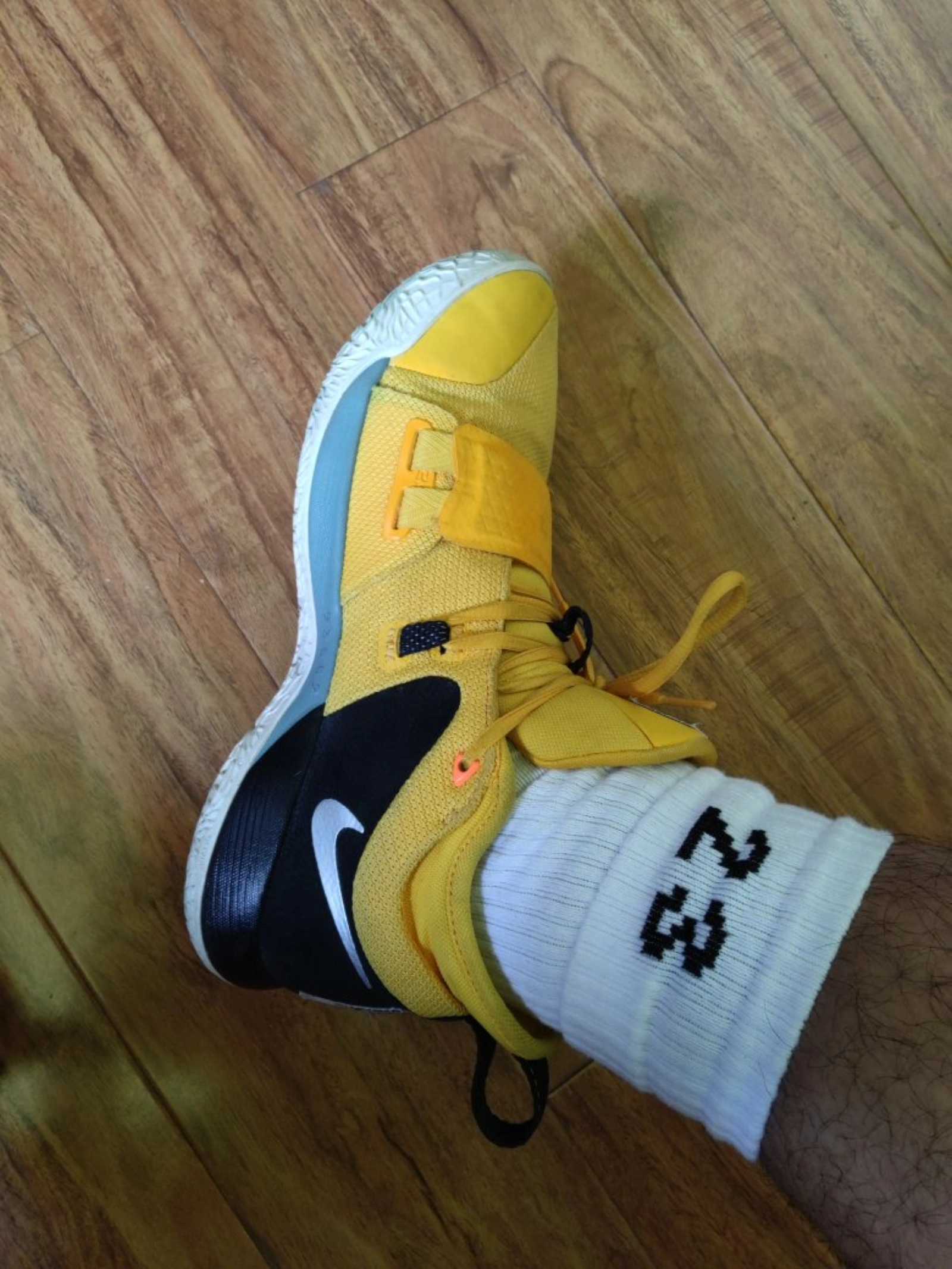 性能除了后掌缓震硬点没毛病
希望未来复刻能有更多配色
#pg2