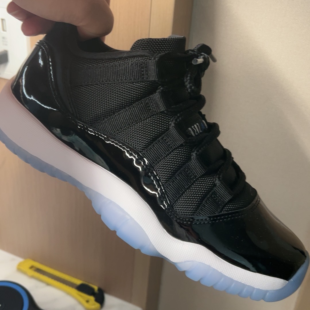 custom review-Jordan 11 Retro Low GS 'Space Jam'