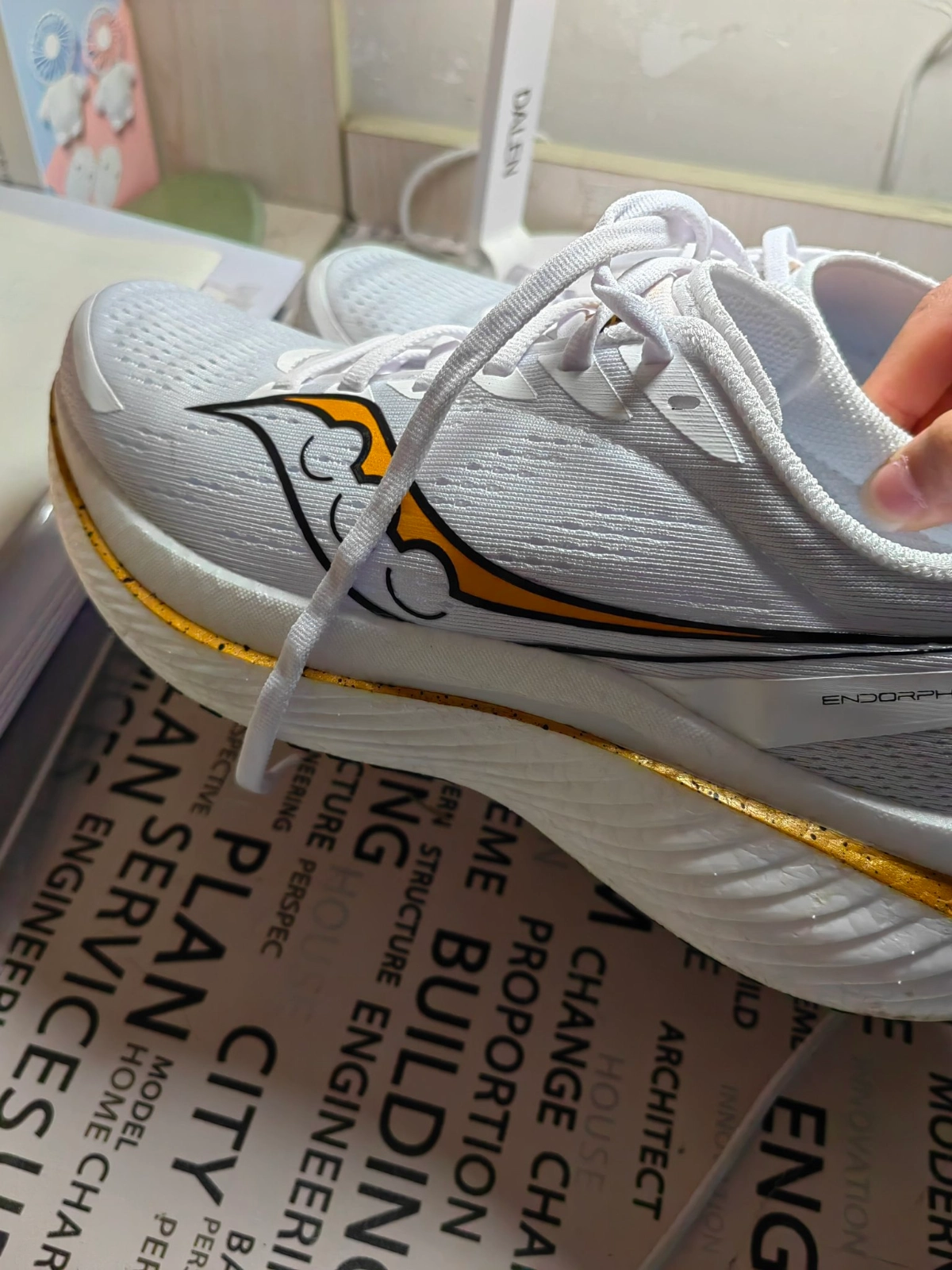 custom review-Saucony Endorphin Speed 3 Амортизация Низкий Топ Карбоновая Плита Беговые Кроссовки Мужские Белый Золото
