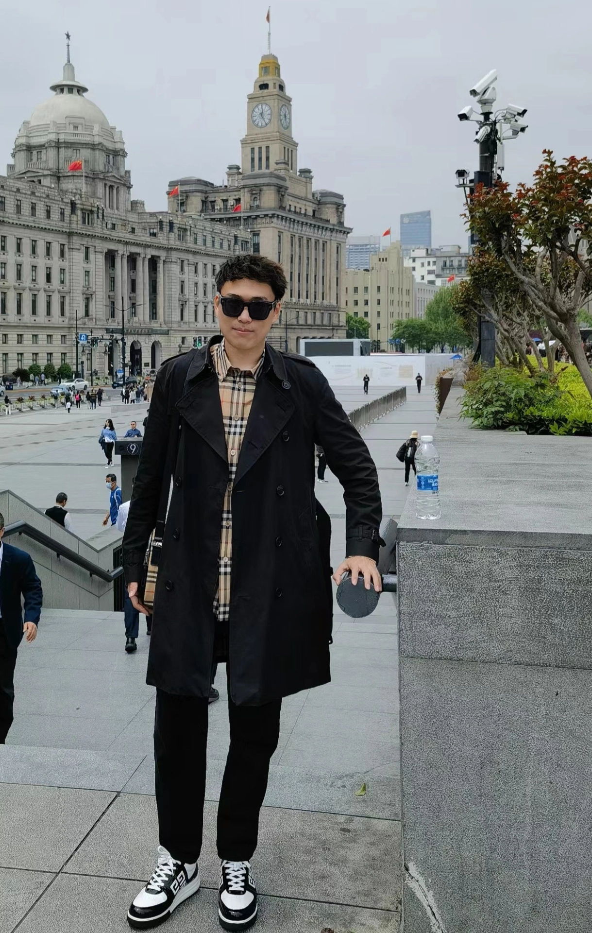 巴宝莉肯辛顿经典风衣